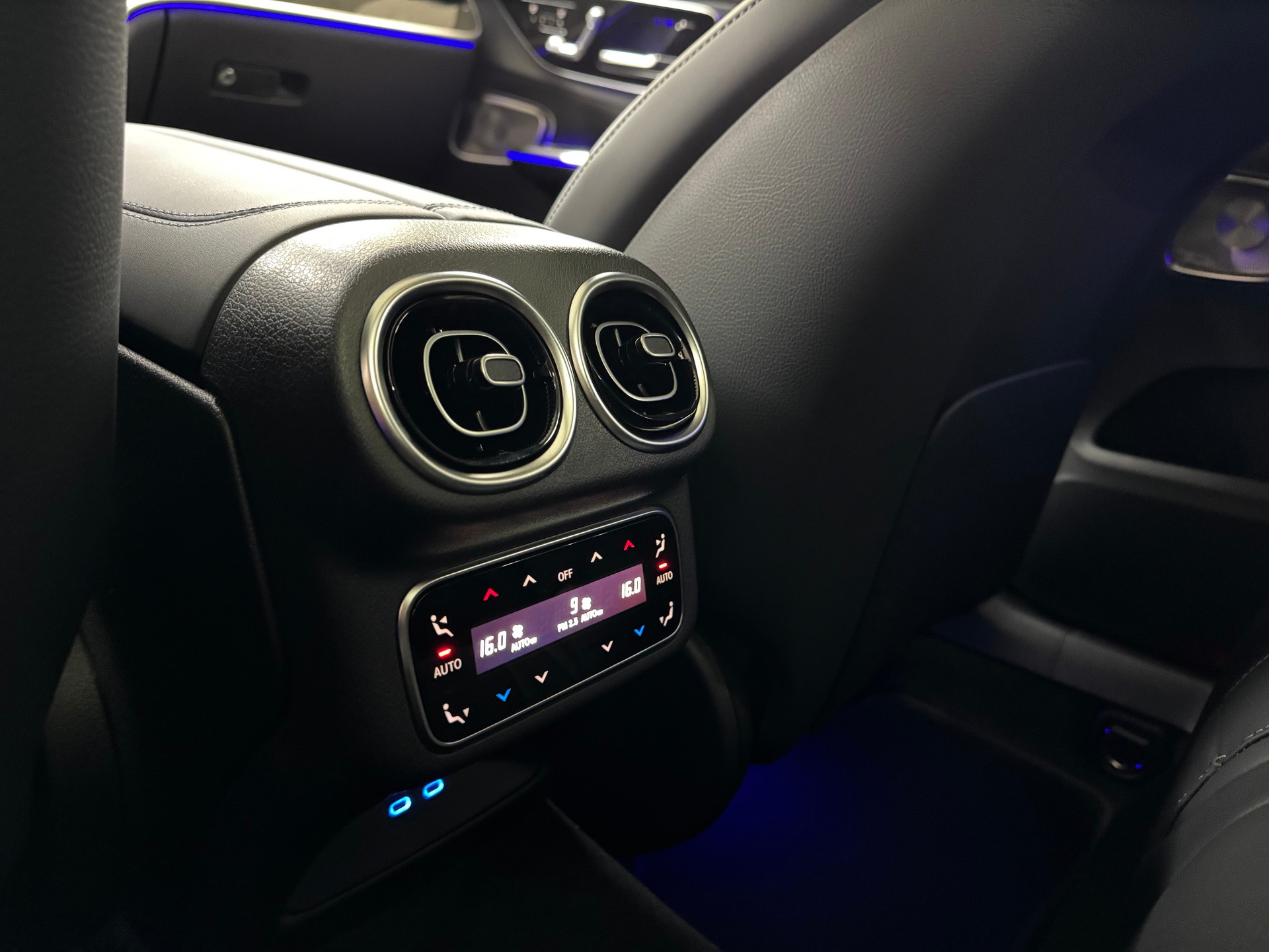 MERCEDES-BENZ GLC 450d 4Matic-image-12