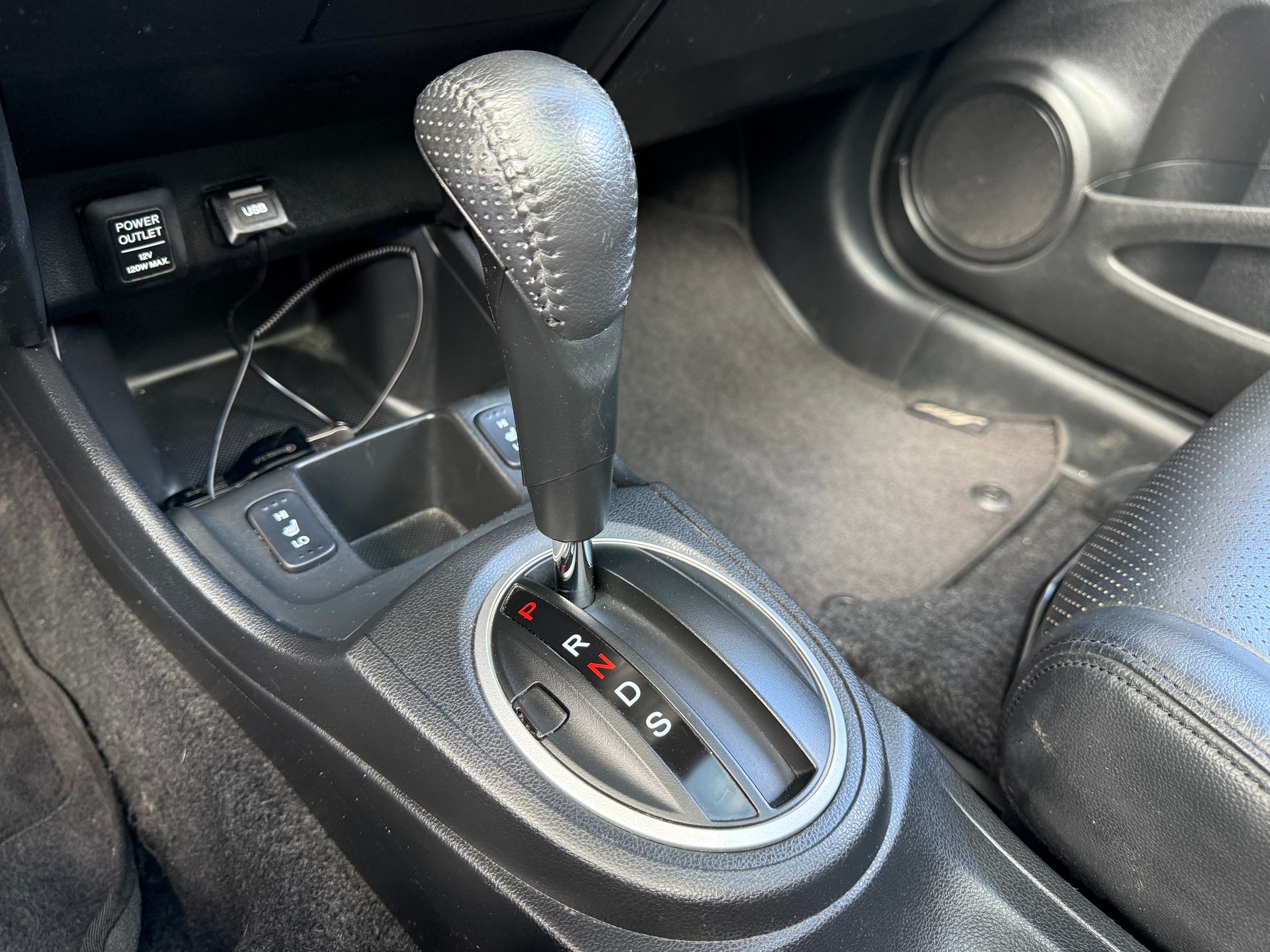HONDA Jazz 1.3i Hybrid Exclusive CVT-image-8