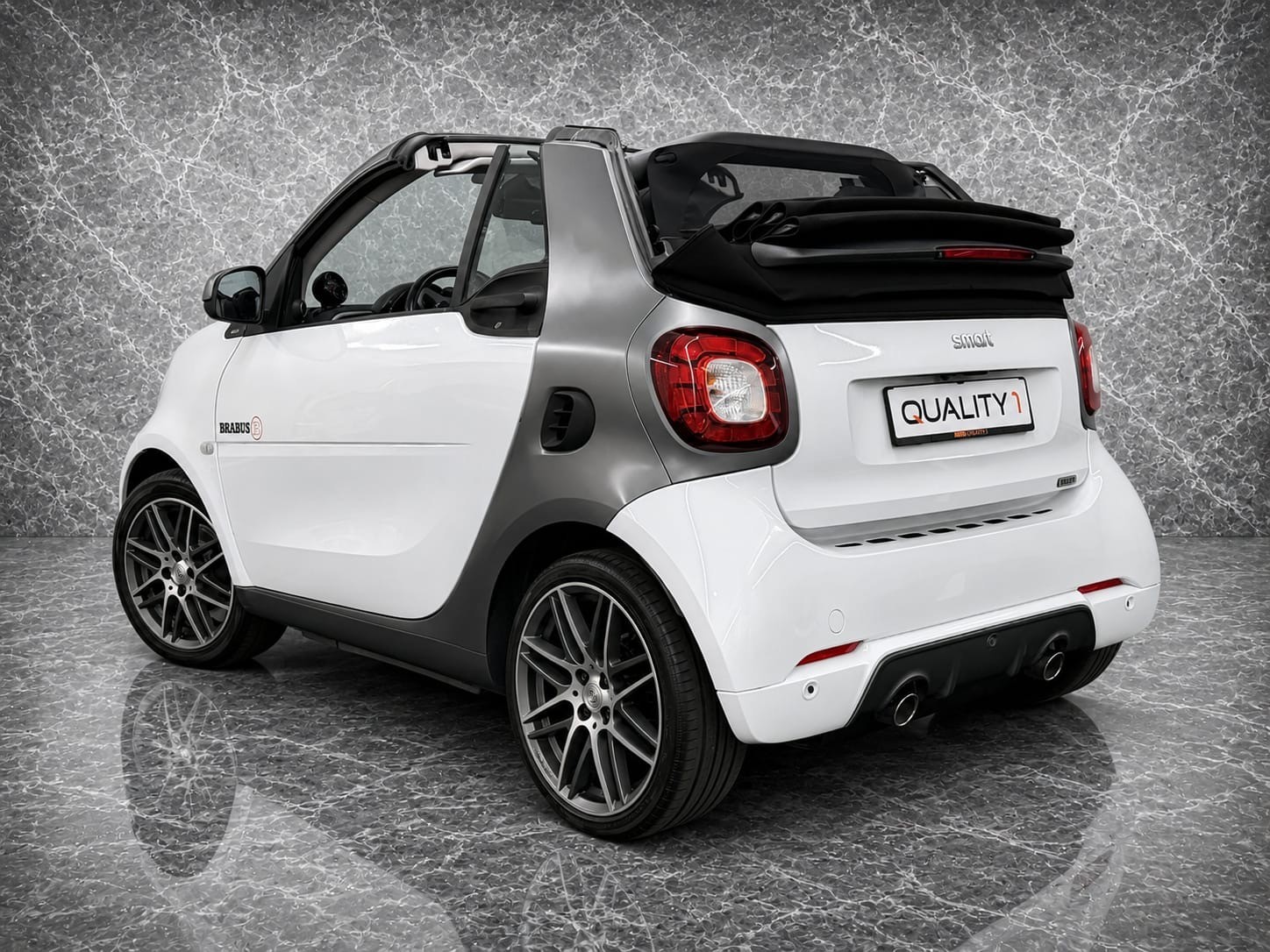SMART fortwo Cabrio Brabus 109 twinmatic-image-11