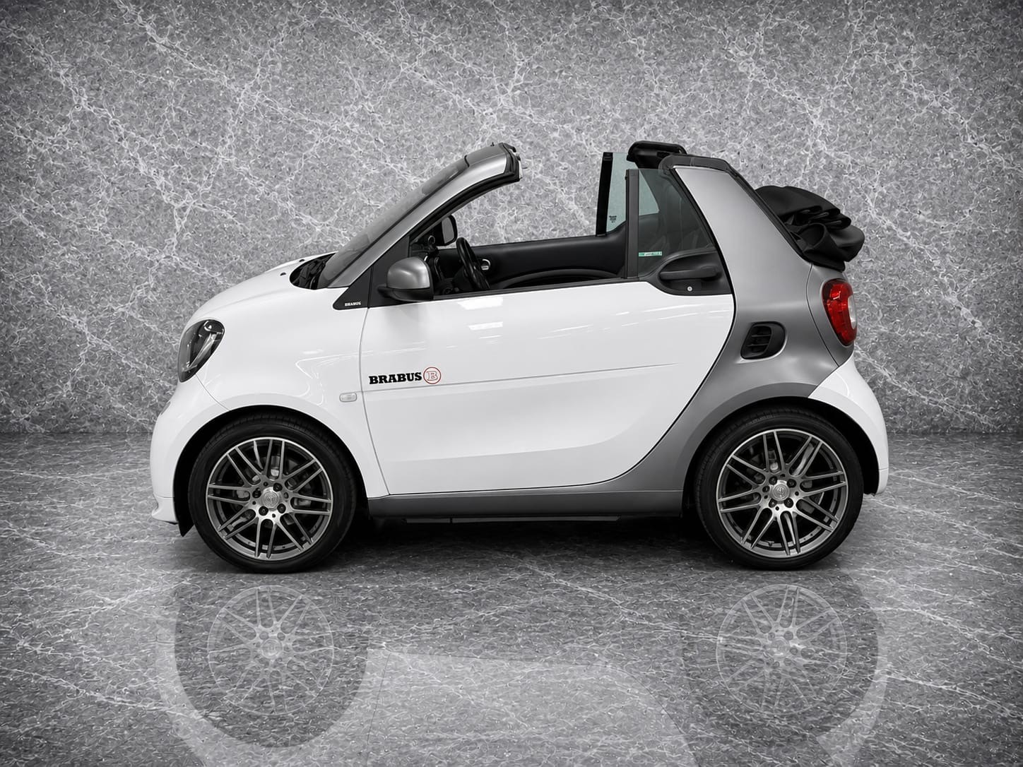 SMART fortwo Cabrio Brabus 109 twinmatic-image-8