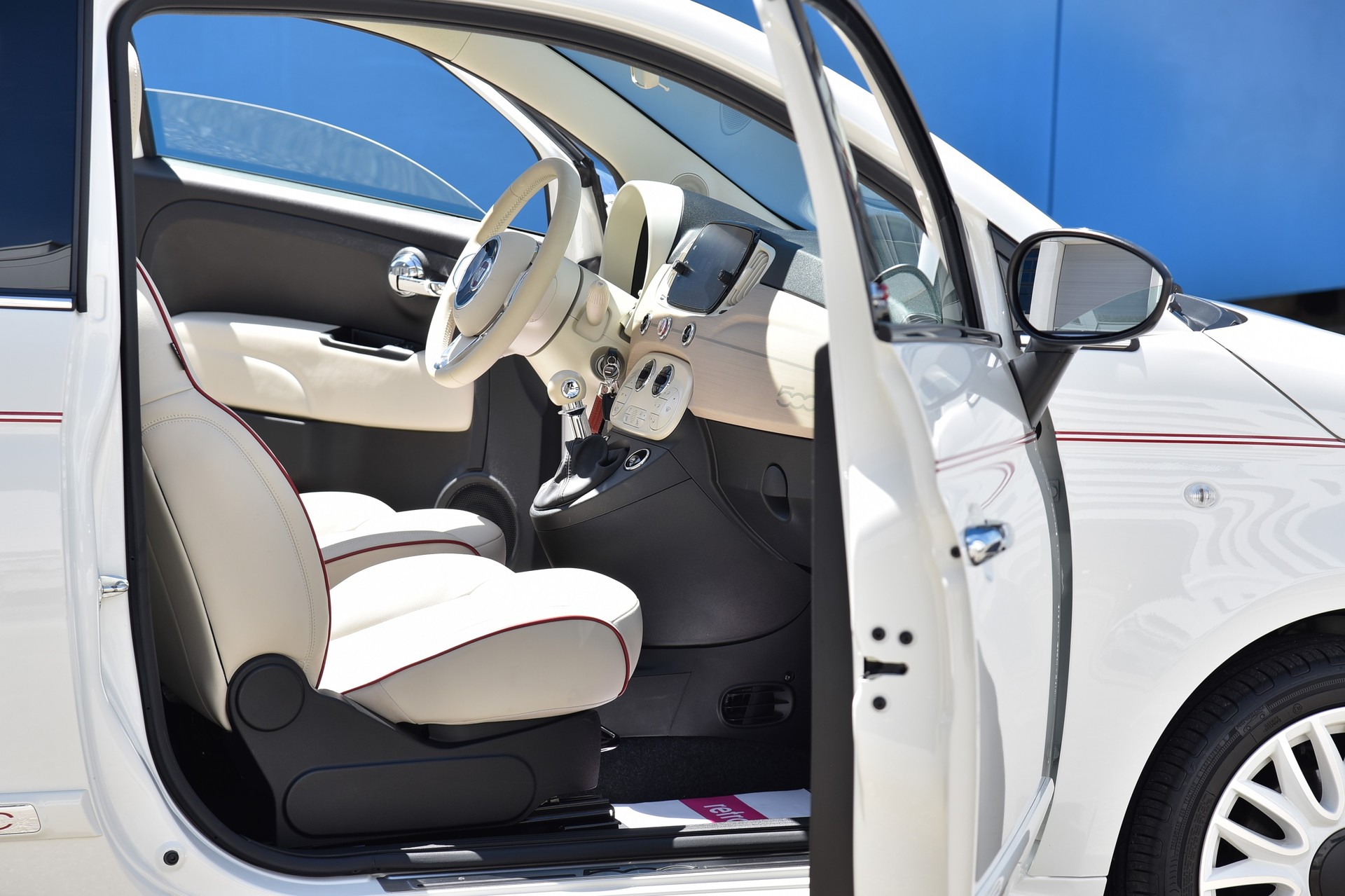 FIAT 500C 0.9 Twinair Dolcevita-image-13
