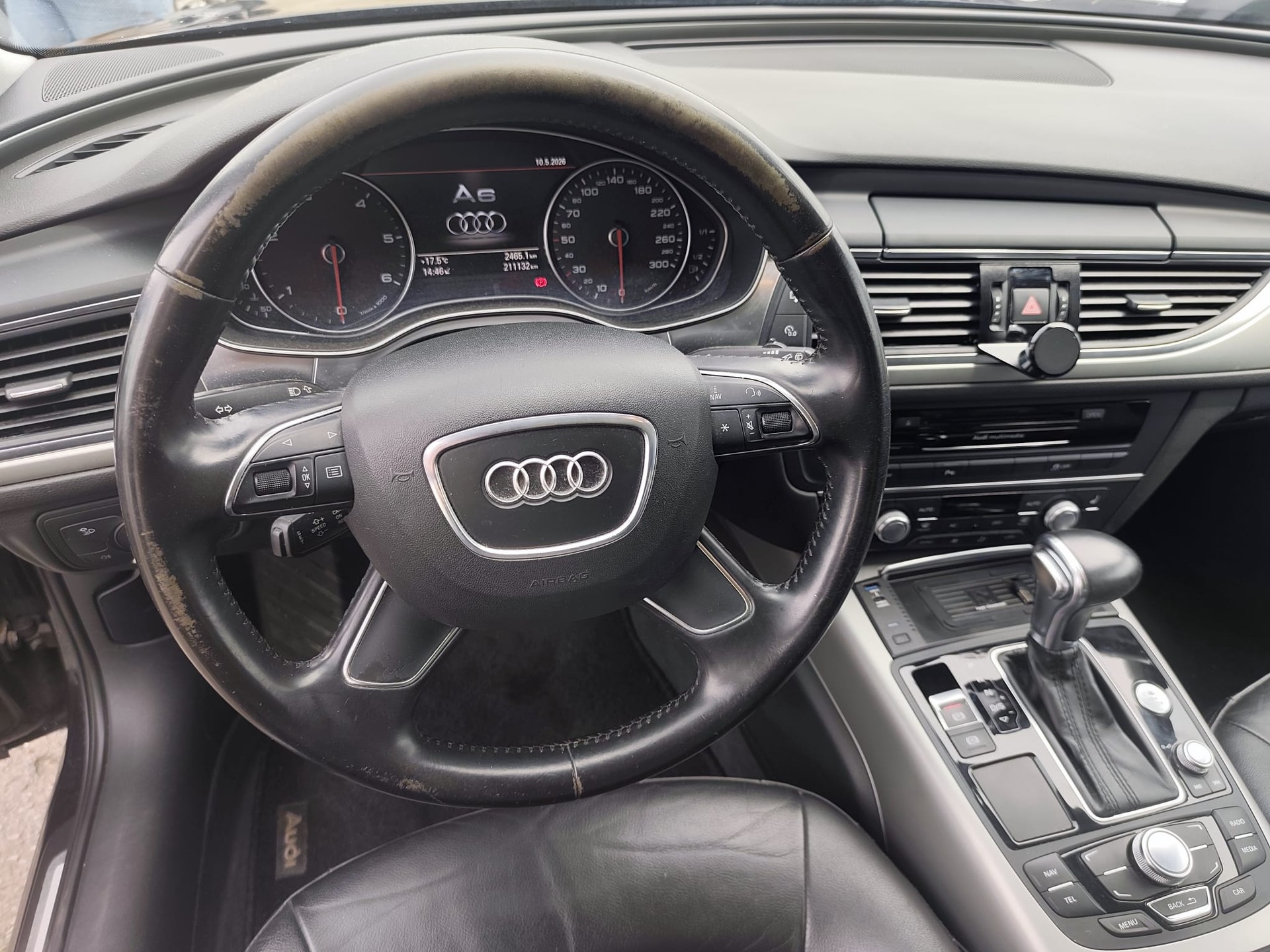 AUDI A6 Avant 3.0 TDI V6 quattro S-tronic-image-5