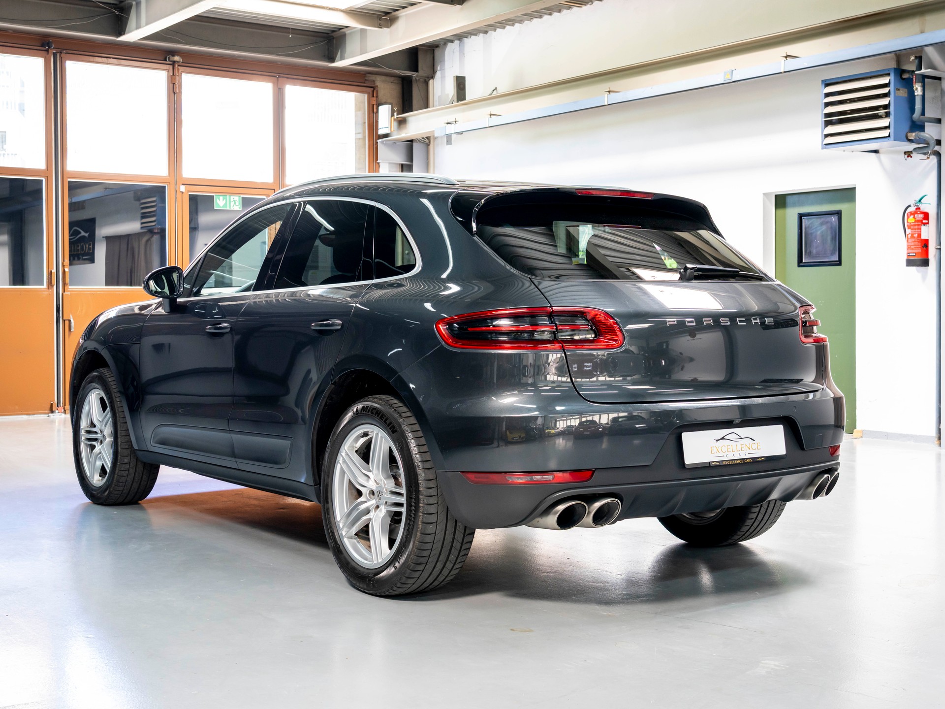 PORSCHE Macan S PDK-image-7