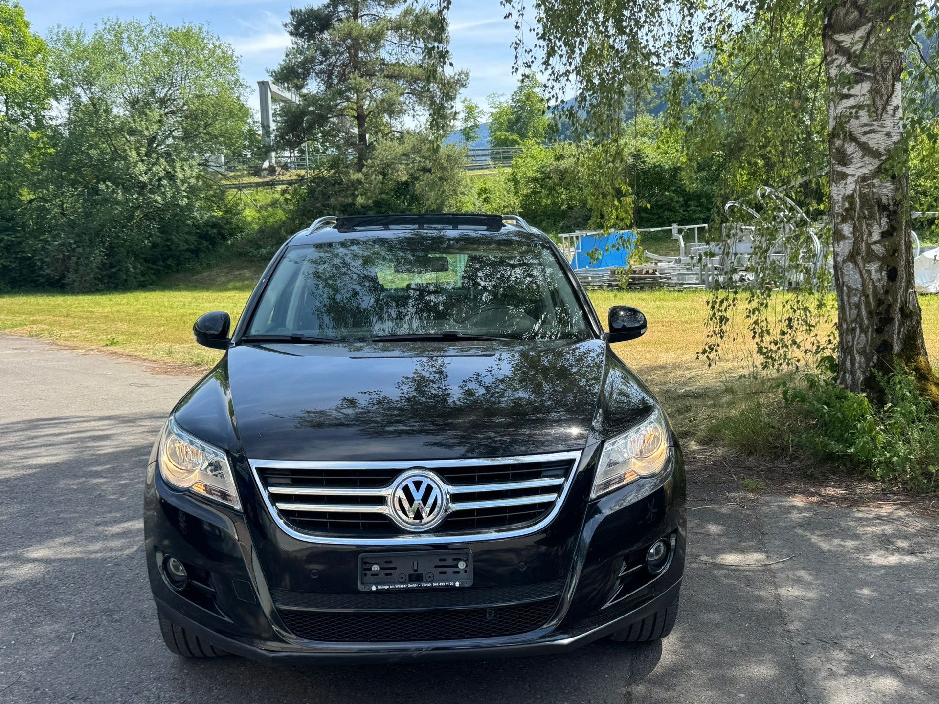 VW Tiguan 2.0 TSI Trend&Fun Tiptronic-image-1