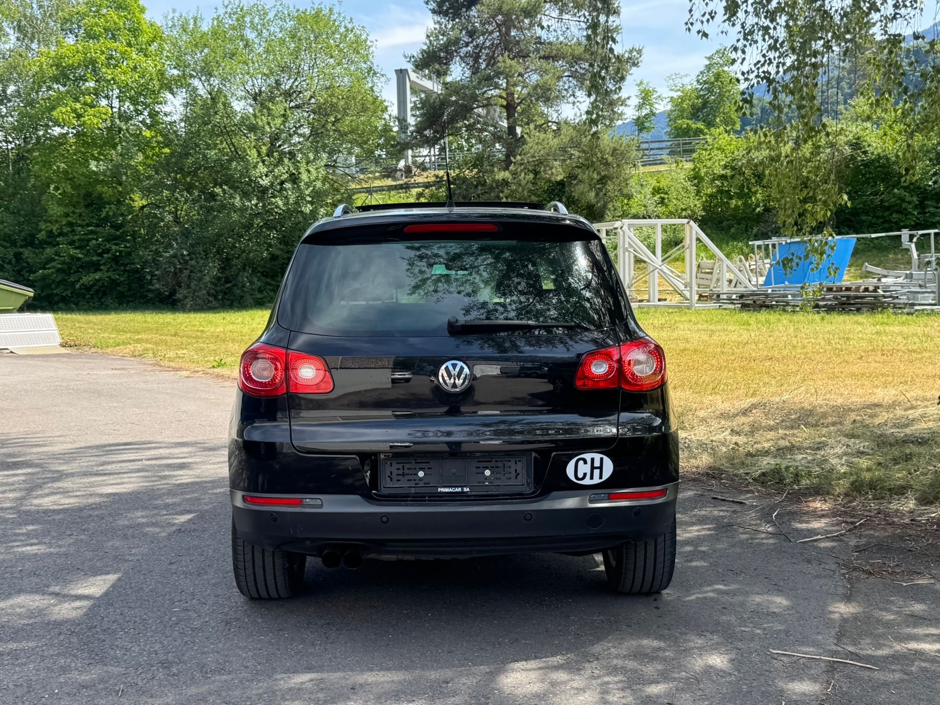 VW Tiguan 2.0 TSI Trend&Fun Tiptronic-image-7
