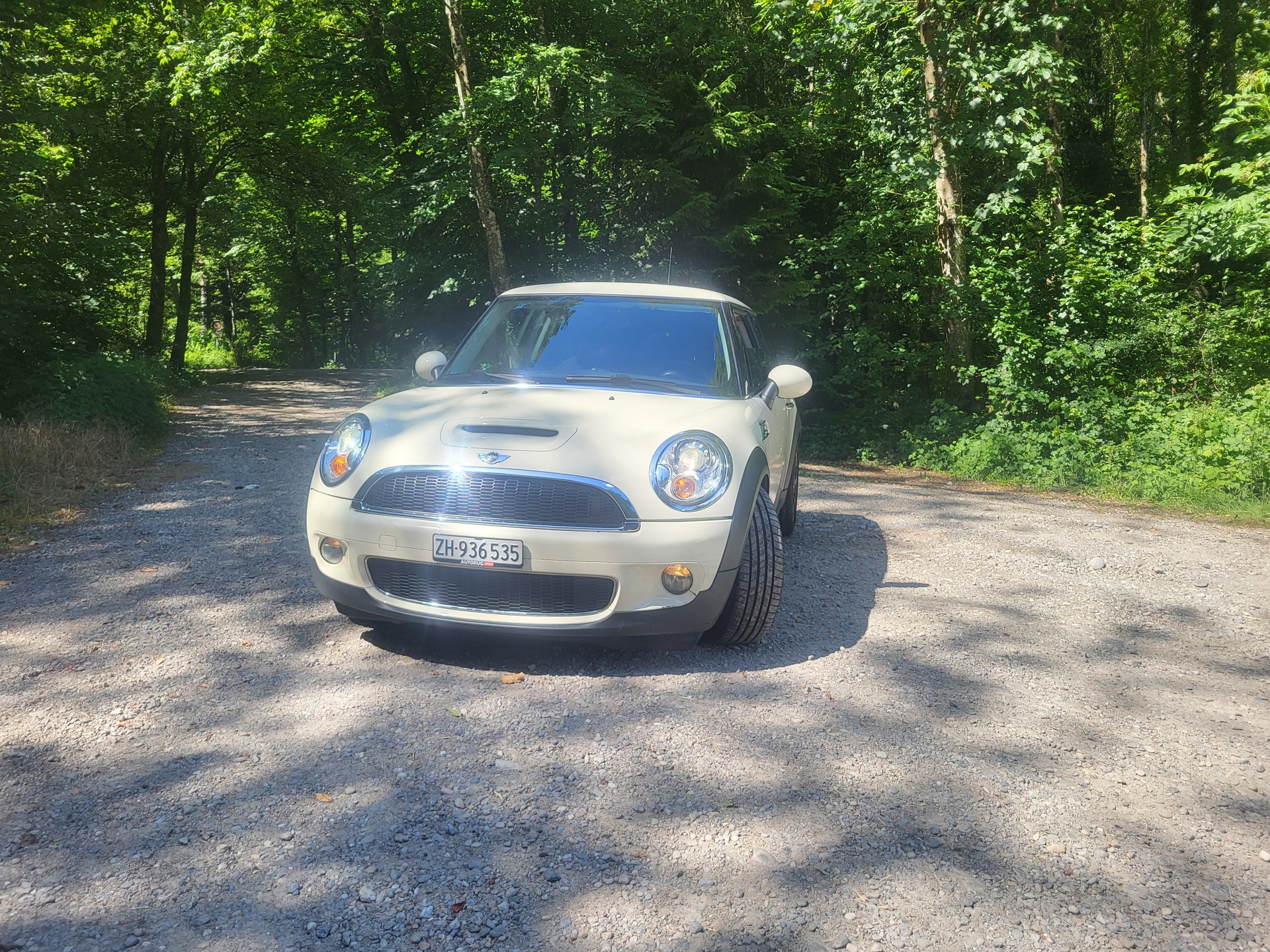 MINI 1.6i Cooper S-image-2