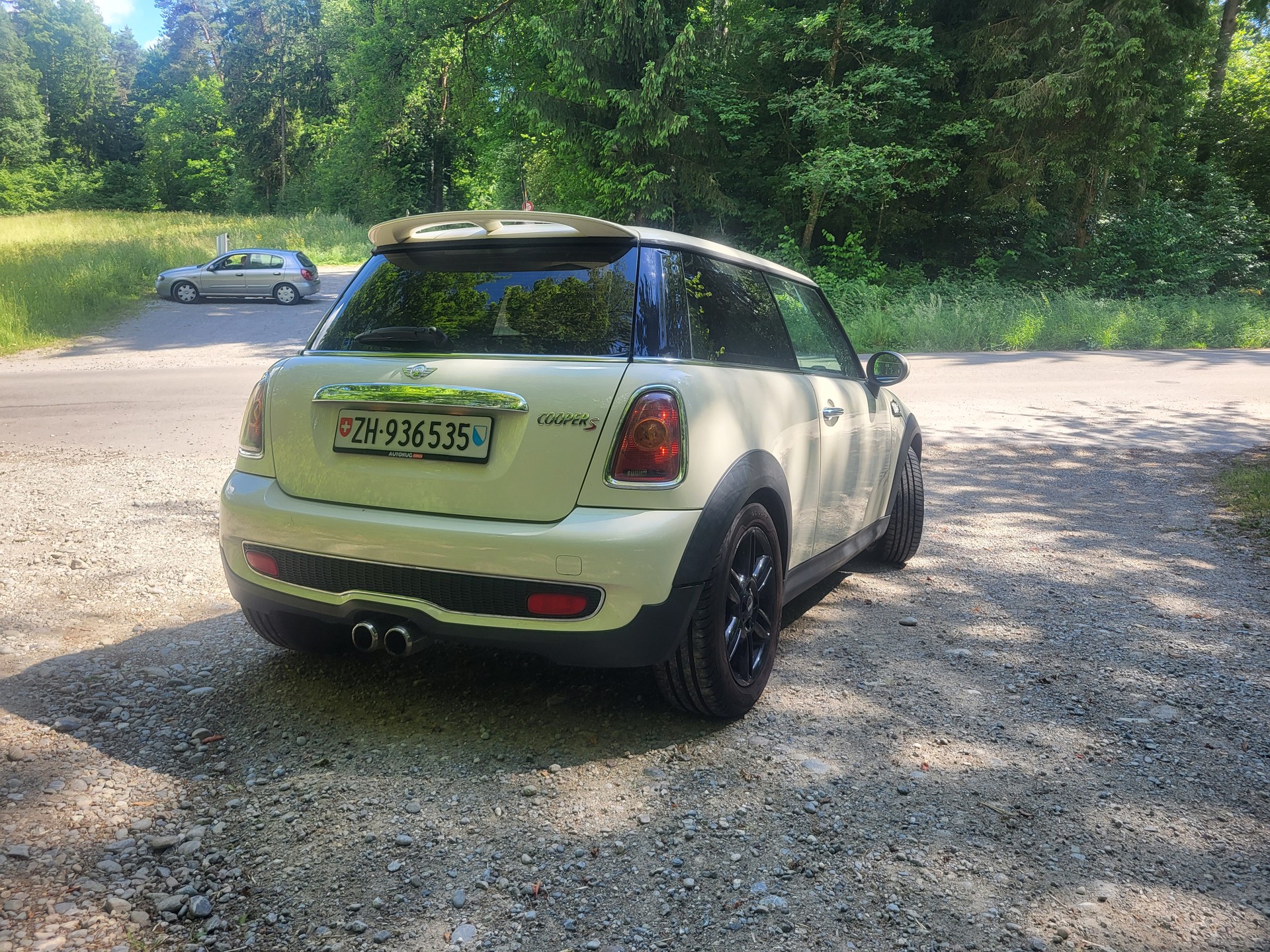 MINI 1.6i Cooper S-image-1