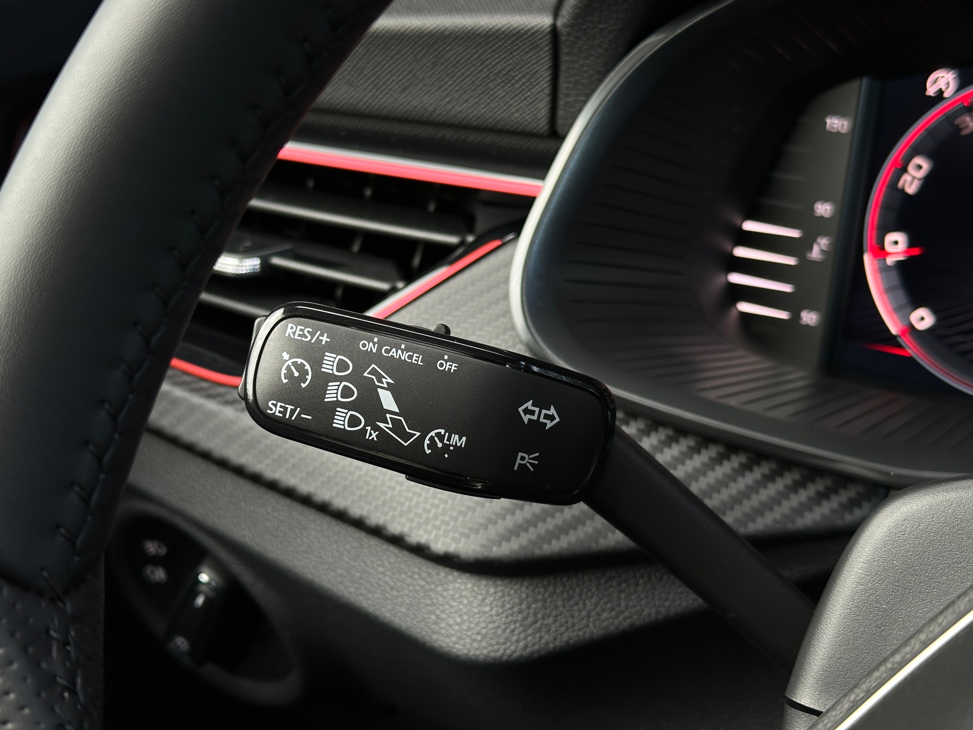 SKODA Scala 1.5 TSI Monte Carlo DSG-image-24