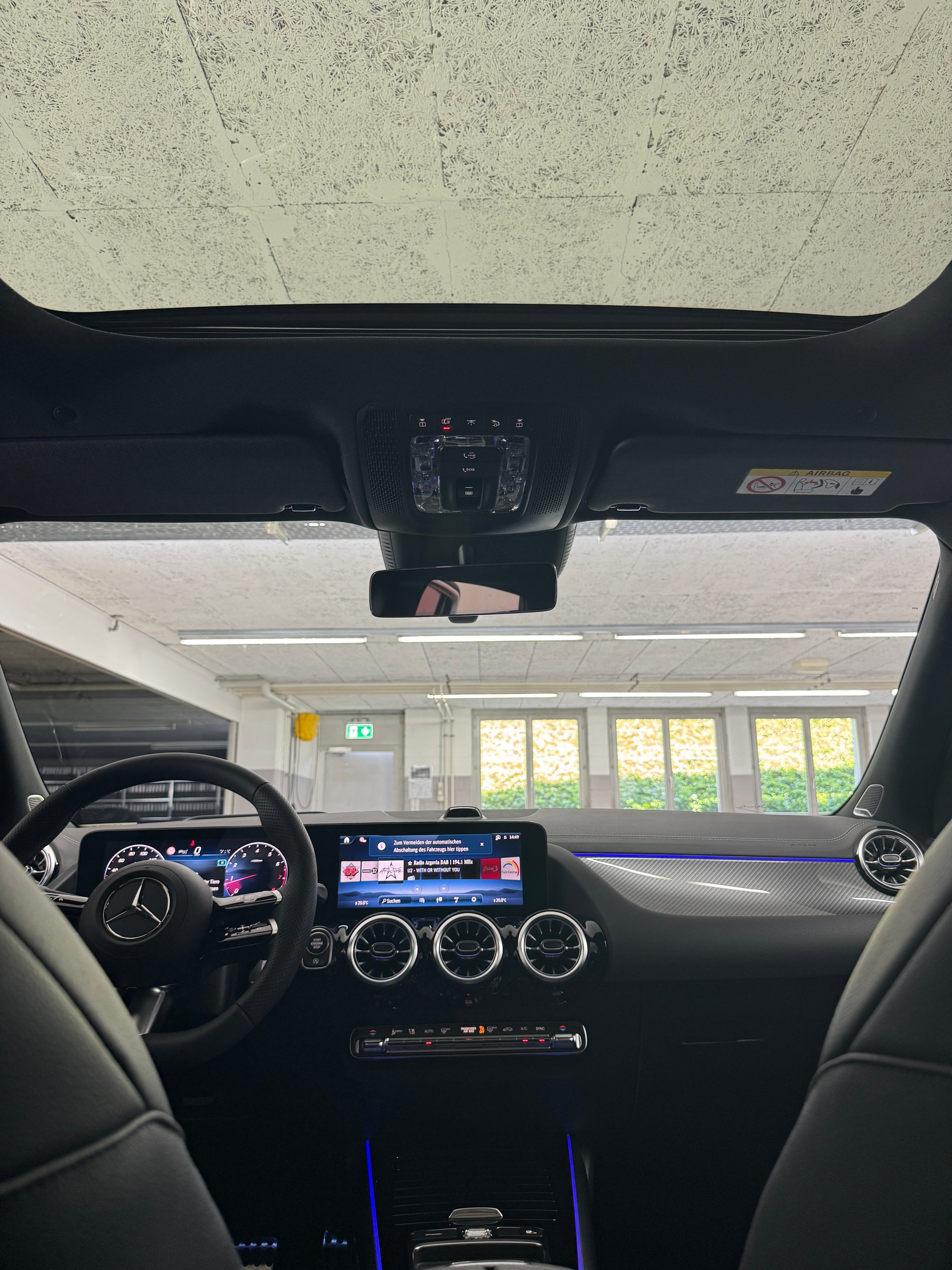 MERCEDES-BENZ GLA 250 4MATIC Swiss Star-image-12