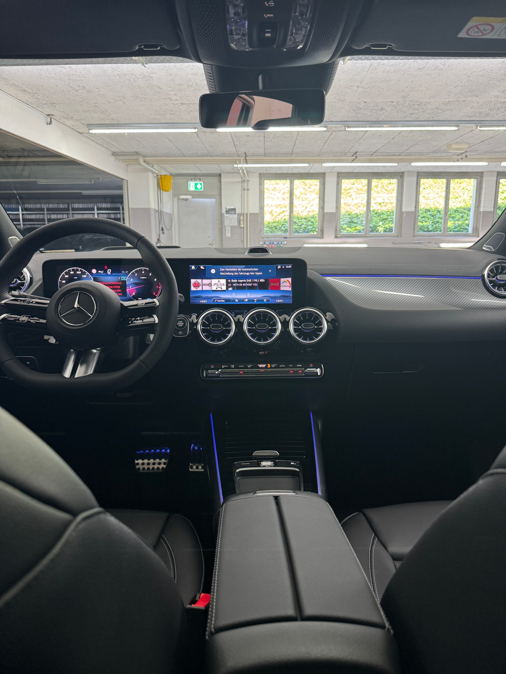 MERCEDES-BENZ GLA 250 4MATIC Swiss Star-image-11