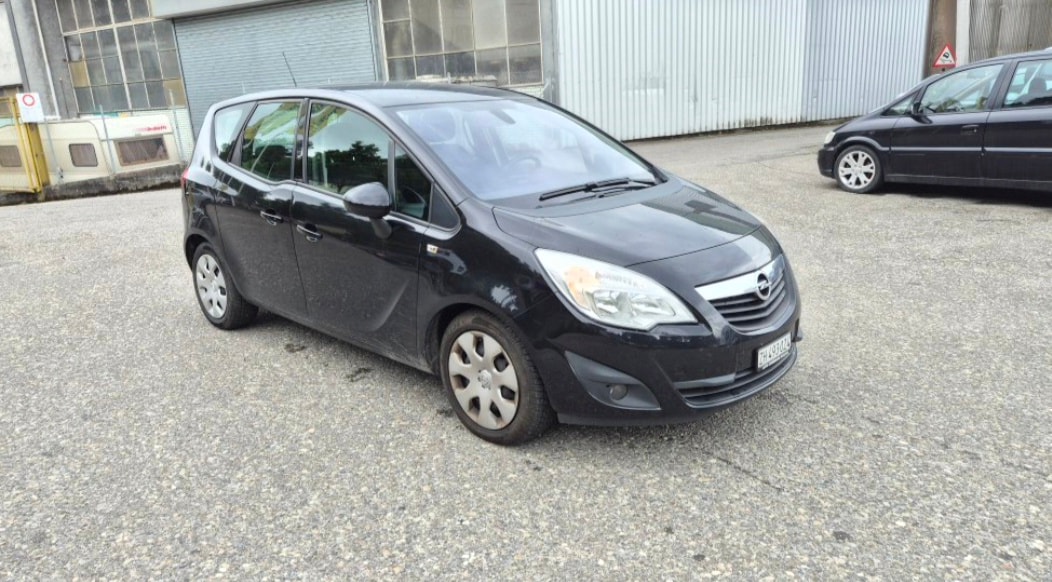 OPEL Meriva 1.7 CDTi Enjoy Automatic-image-3