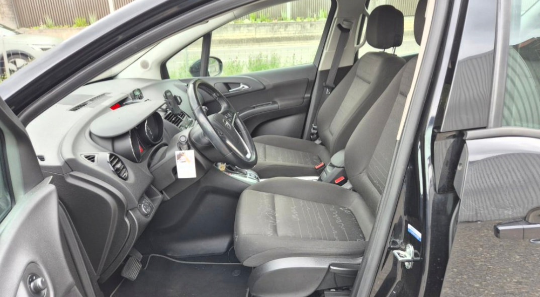OPEL Meriva 1.7 CDTi Enjoy Automatic-image-7