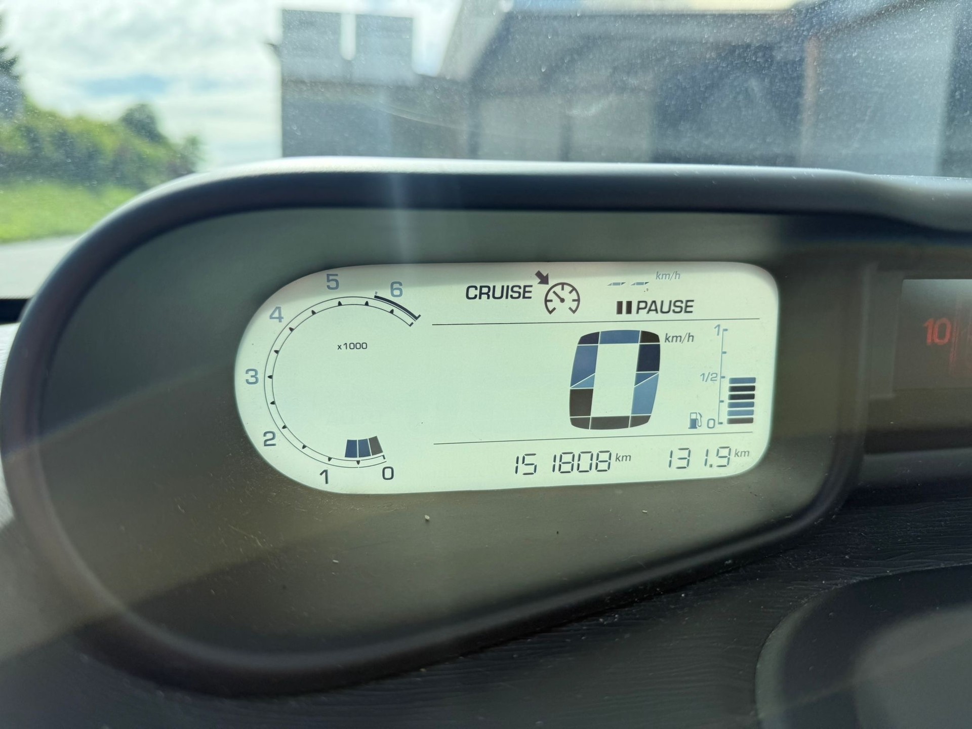 CITROEN C3 Picasso 1.2 Pure Tech Feel Edition-image-5