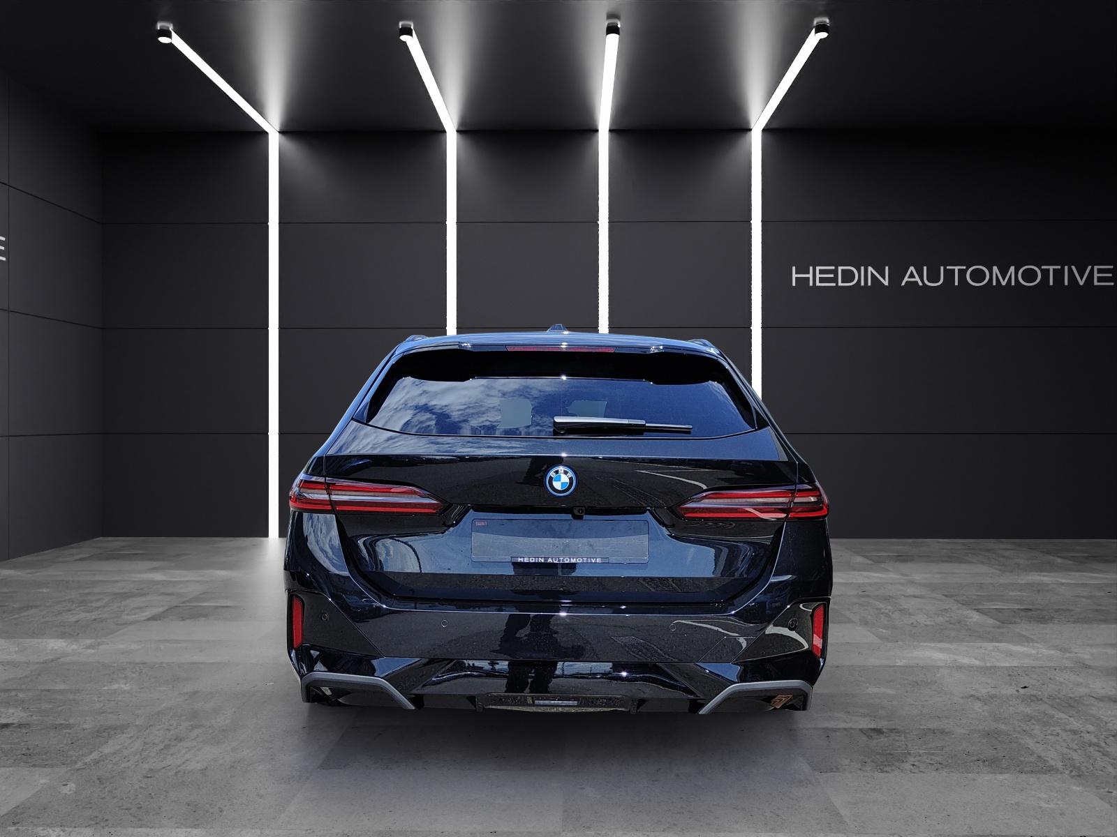 BMW 550e xDrive Touring-image-4