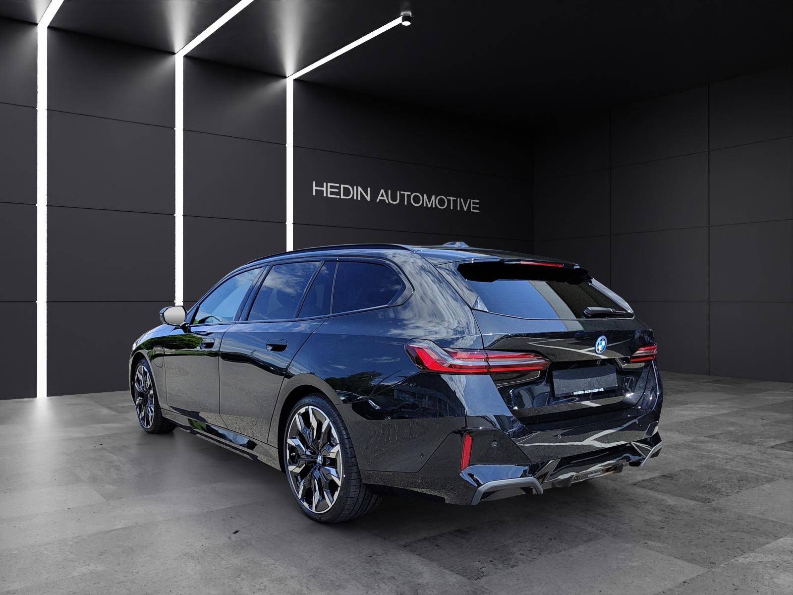 BMW 550e xDrive Touring-image-3