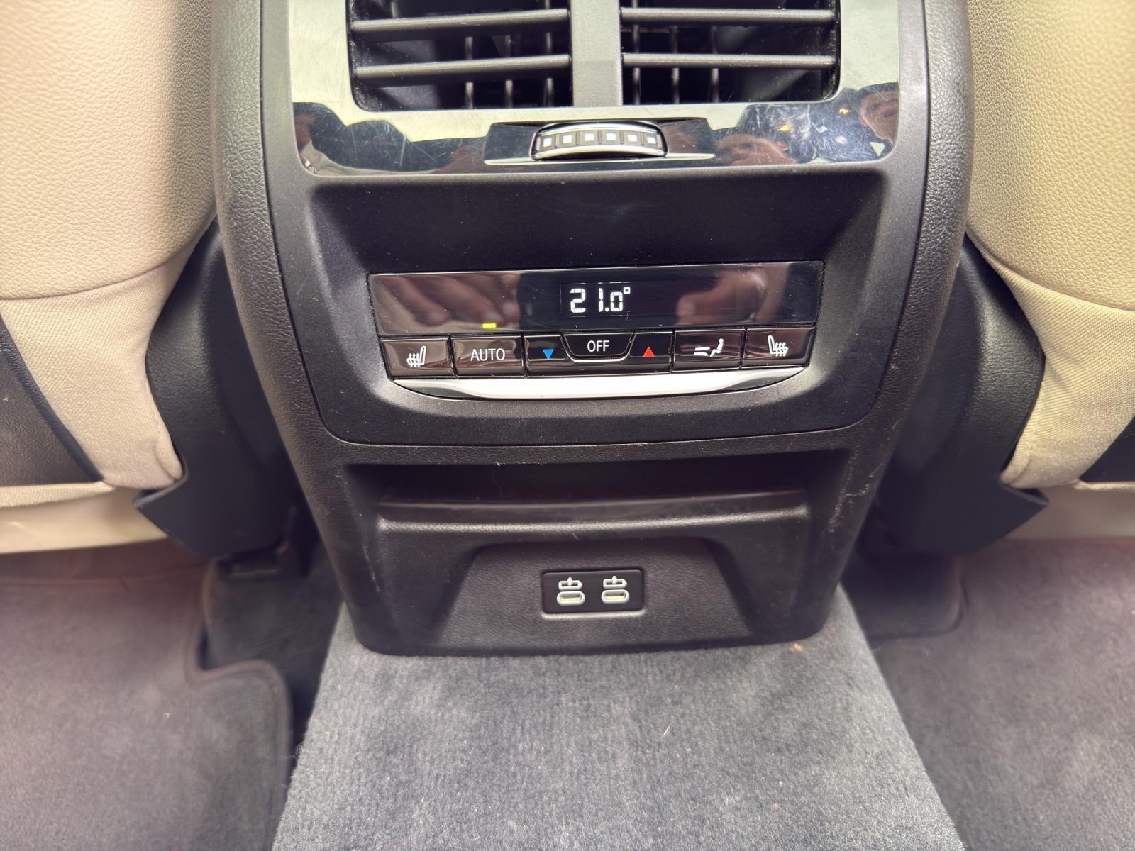 BMW X3 xDrive20i-image-18