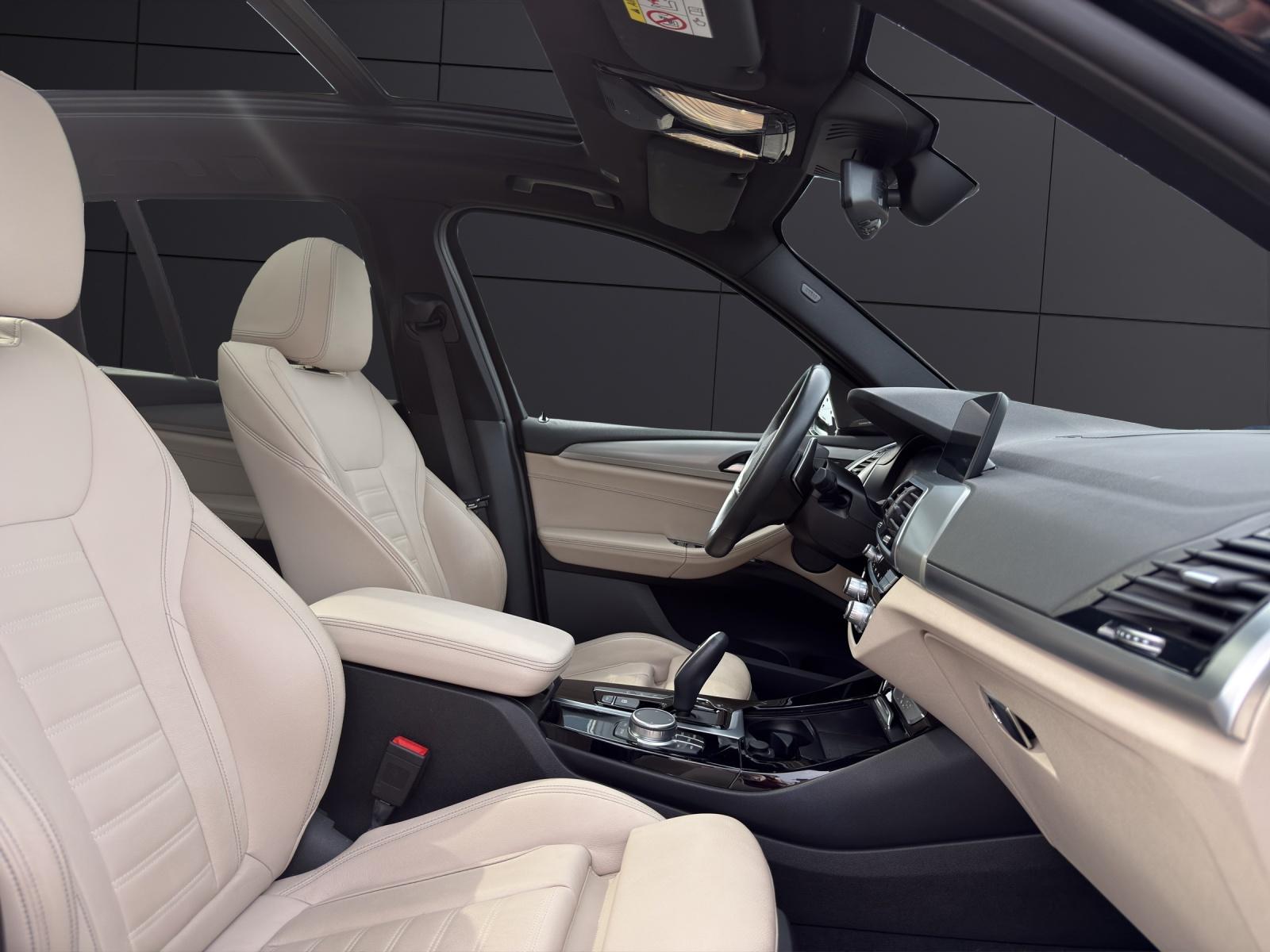 BMW X3 xDrive20i-image-10