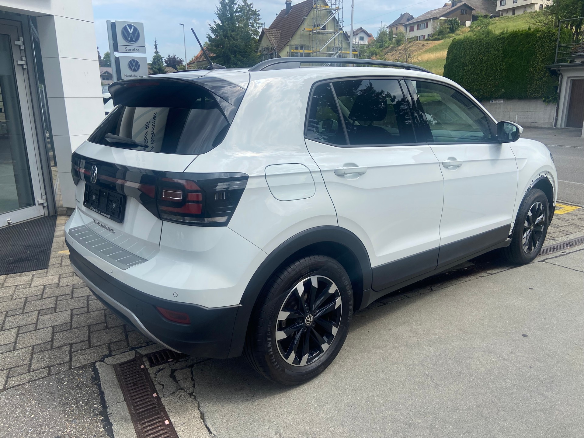 VW T-Cross 1.0 TSI Life DSG-showroom-element-2