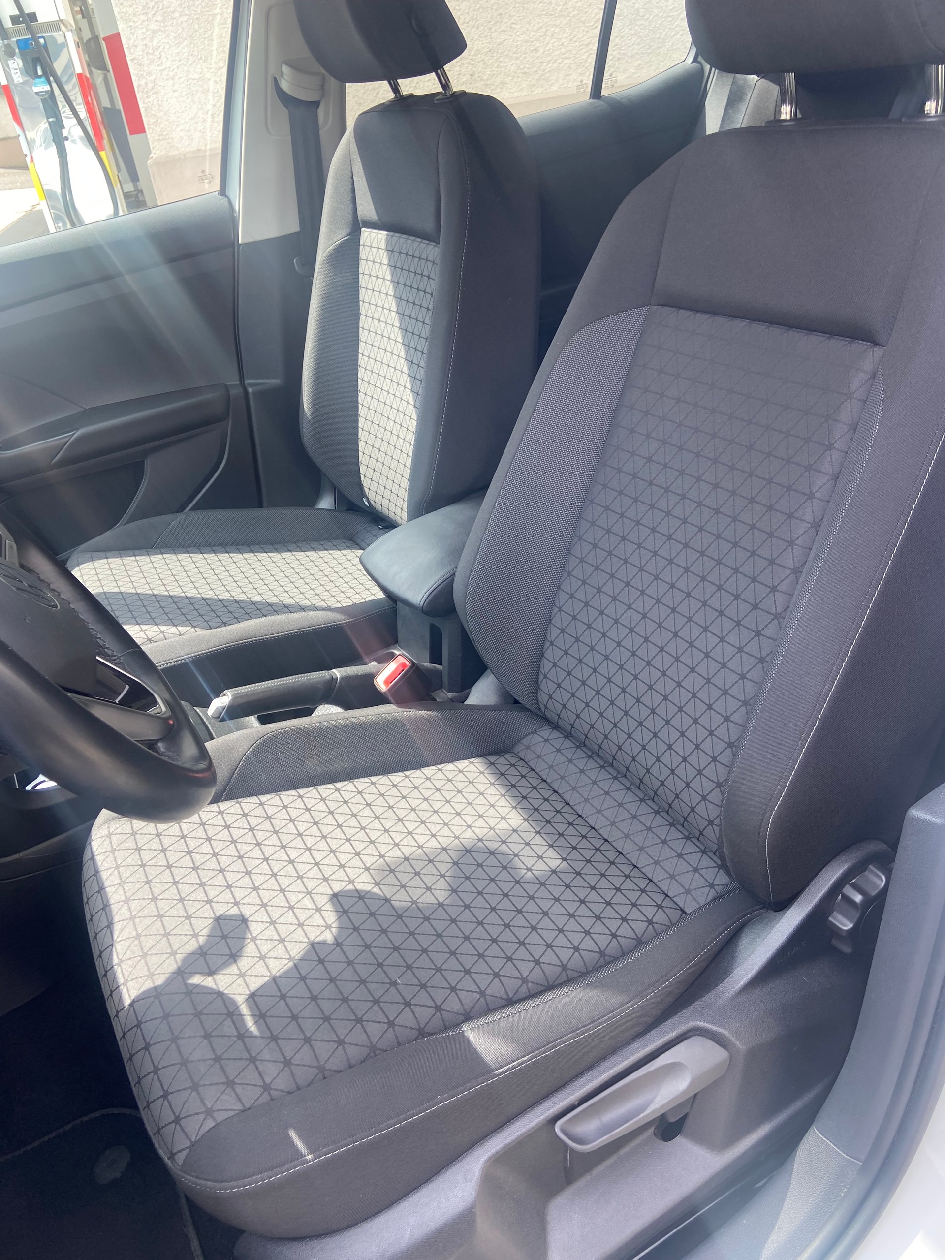 VW T-Cross 1.0 TSI Life DSG-image-7