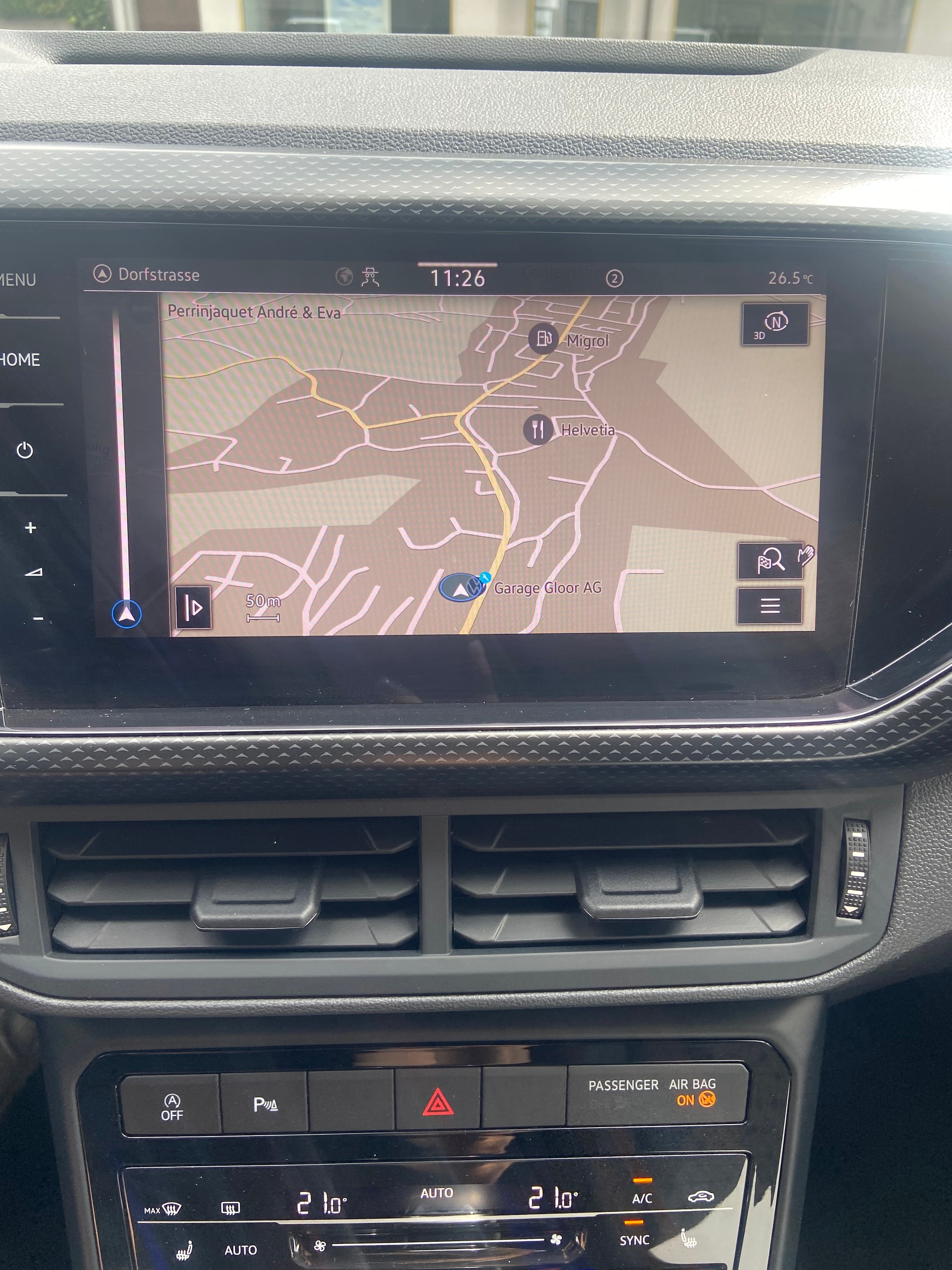 VW T-Cross 1.0 TSI Life DSG-image-11