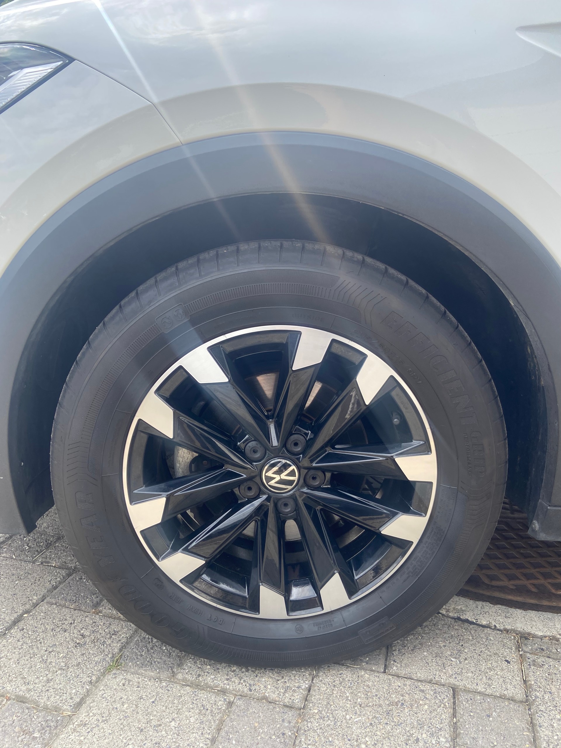 VW T-Cross 1.0 TSI Life DSG-image-4
