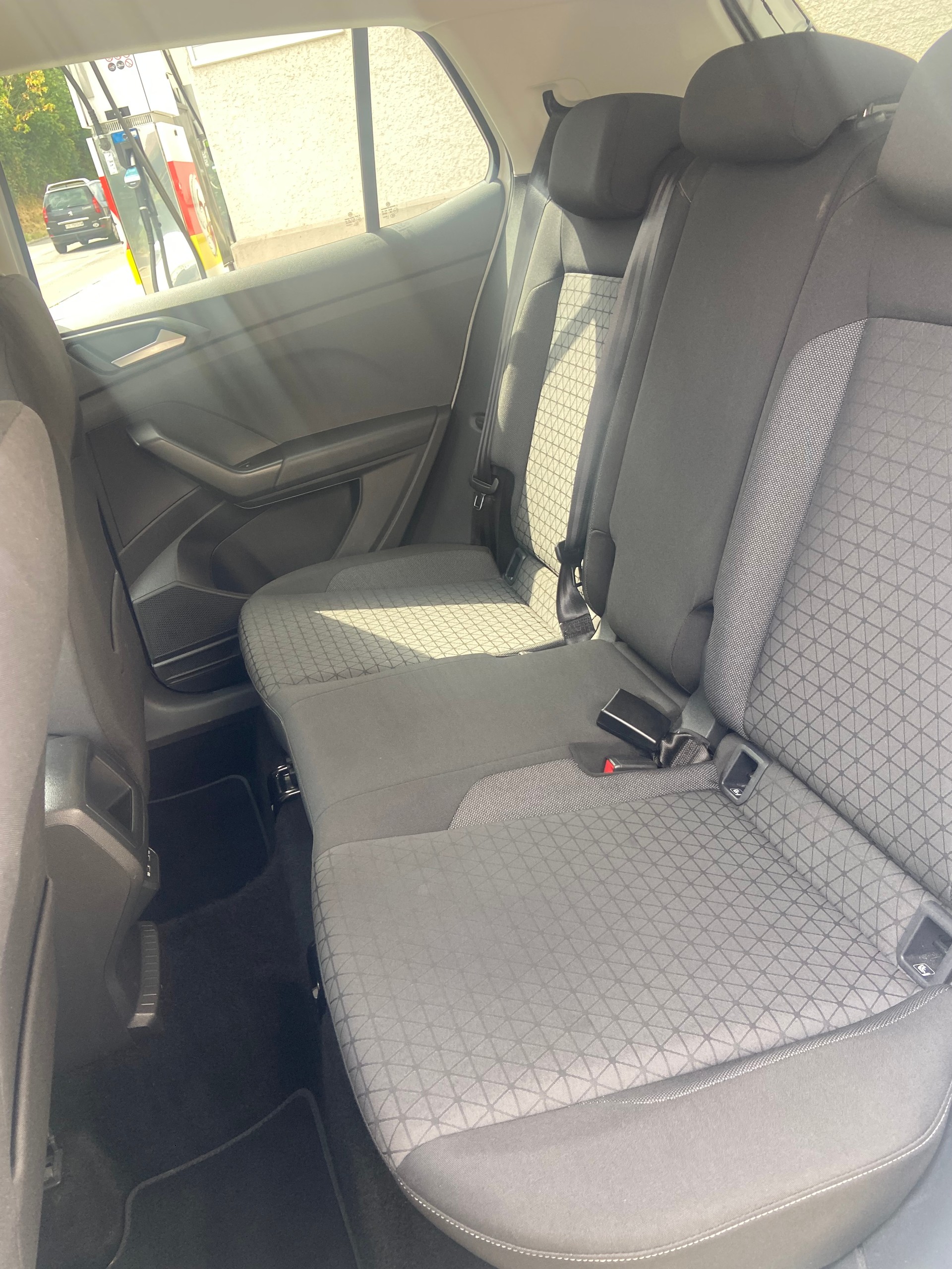VW T-Cross 1.0 TSI Life DSG-image-8
