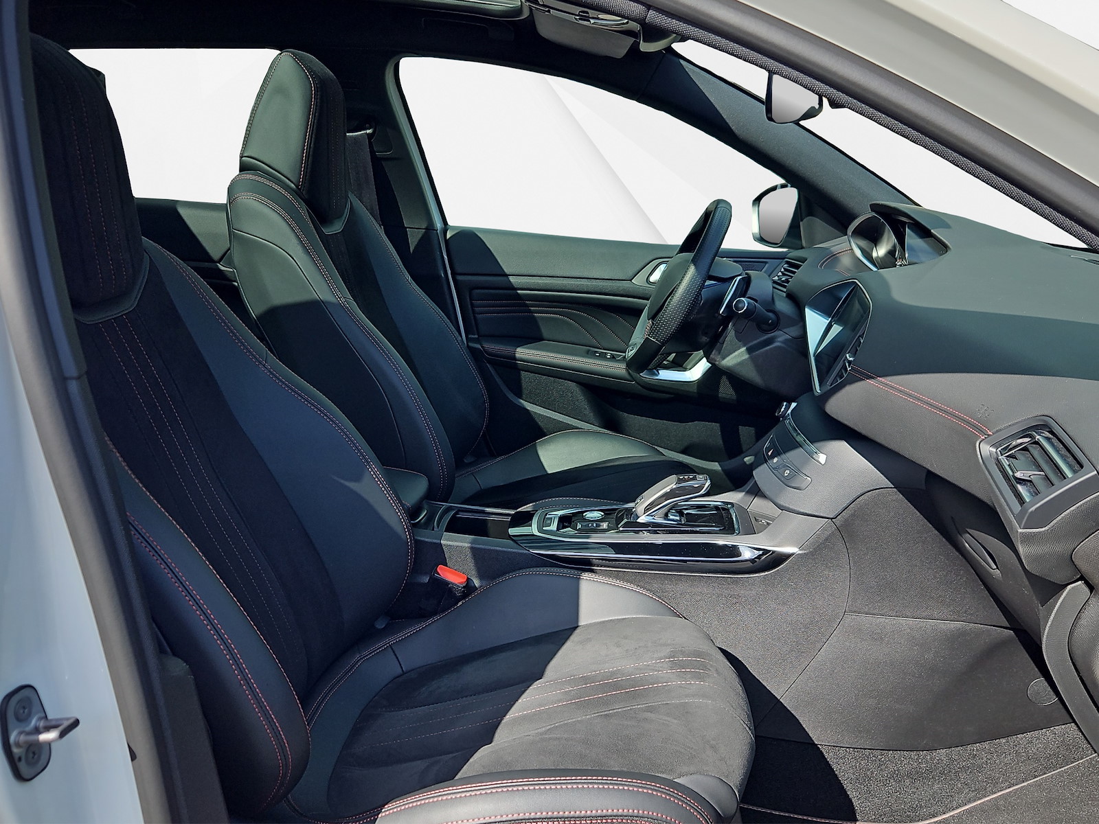 PEUGEOT 308 1.6 PureTech GT-image-10