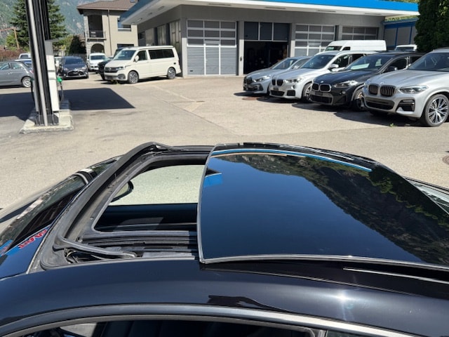 PORSCHE 911 Carrera 4 PDK-image-9