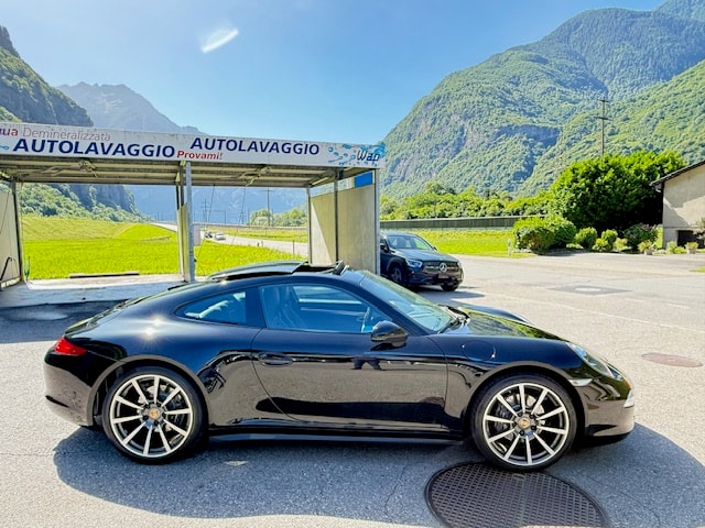 PORSCHE 911 Carrera 4 PDK-image-5