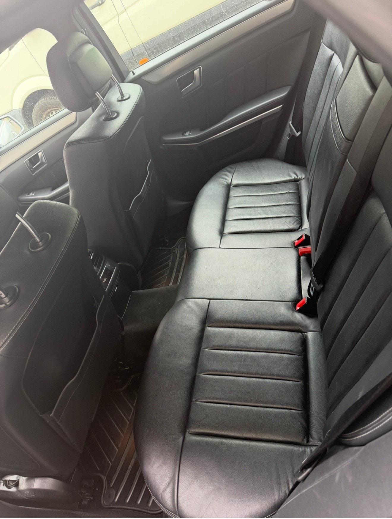MERCEDES-BENZ E 250 CDI 4Matic 7G-Tronic-Frisch MFK-image-7