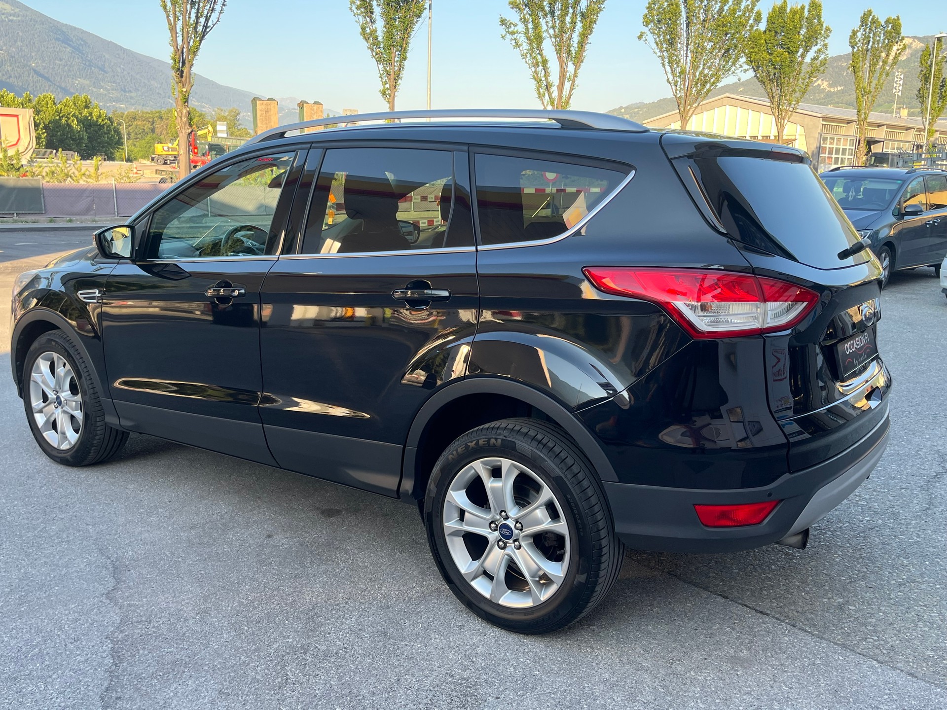 FORD Kuga 1.6 SCTi Titanium 4WD Automatic-image-4