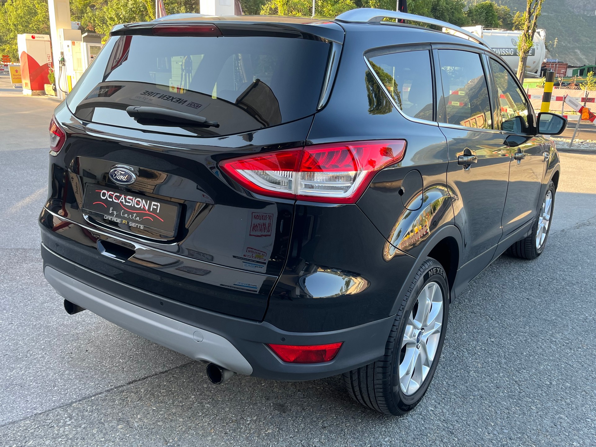 FORD Kuga 1.6 SCTi Titanium 4WD Automatic-image-3