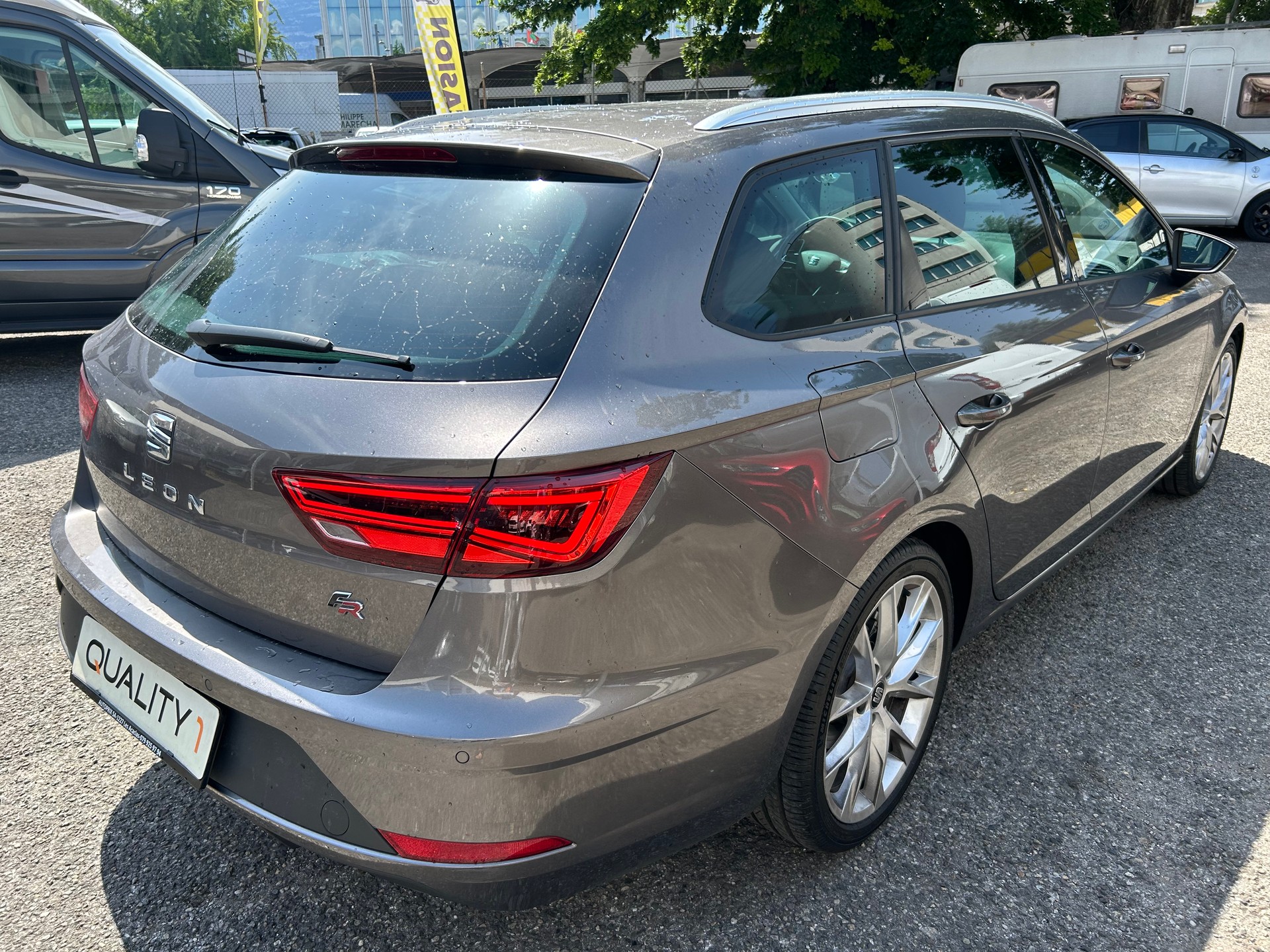 SEAT Leon ST 1.4 TSI FR-image-6