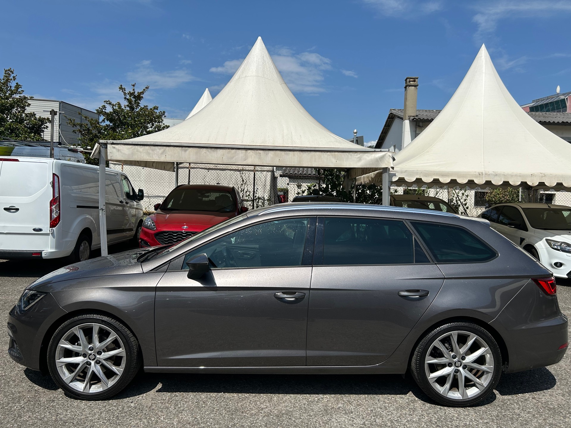 SEAT Leon ST 1.4 TSI FR-image-3