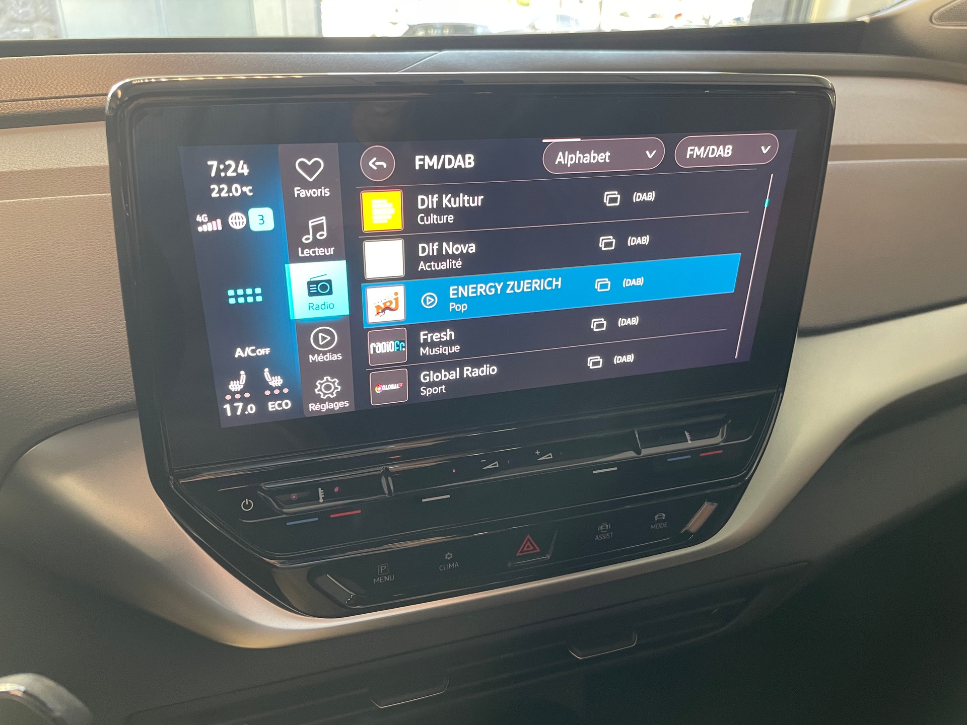 VW ID.4 Pro Performance 77 kWh 1ST-image-13