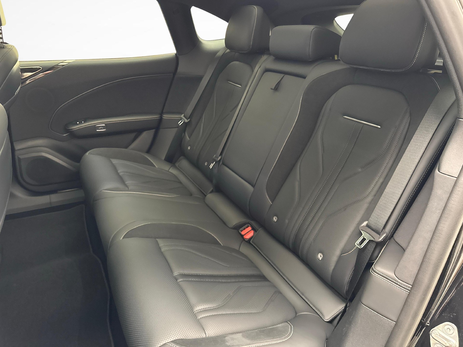 ZEEKR 7GT Privilege AWD-image-9