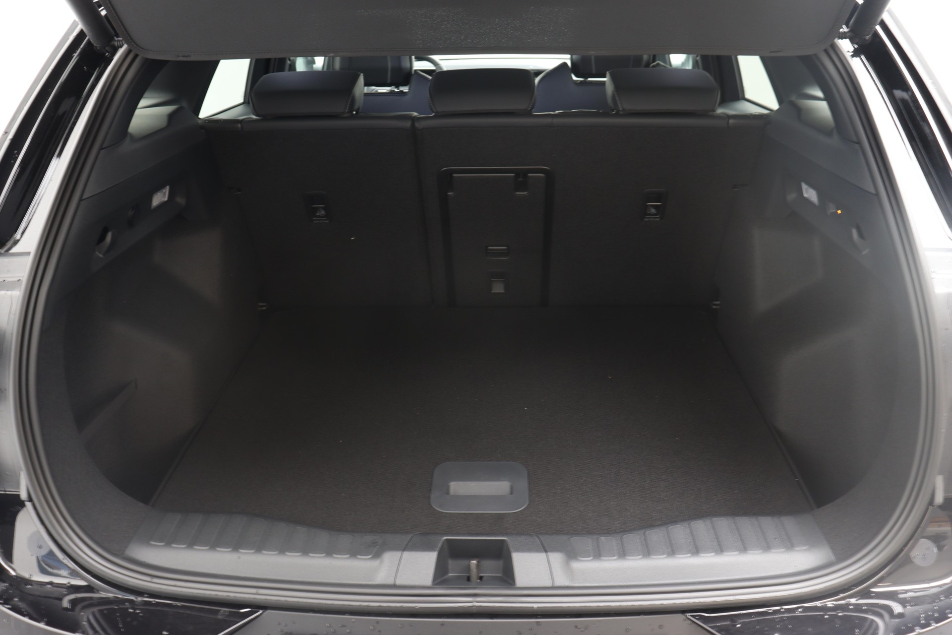 FORD Explorer Extended Range Premium AWD-image-7