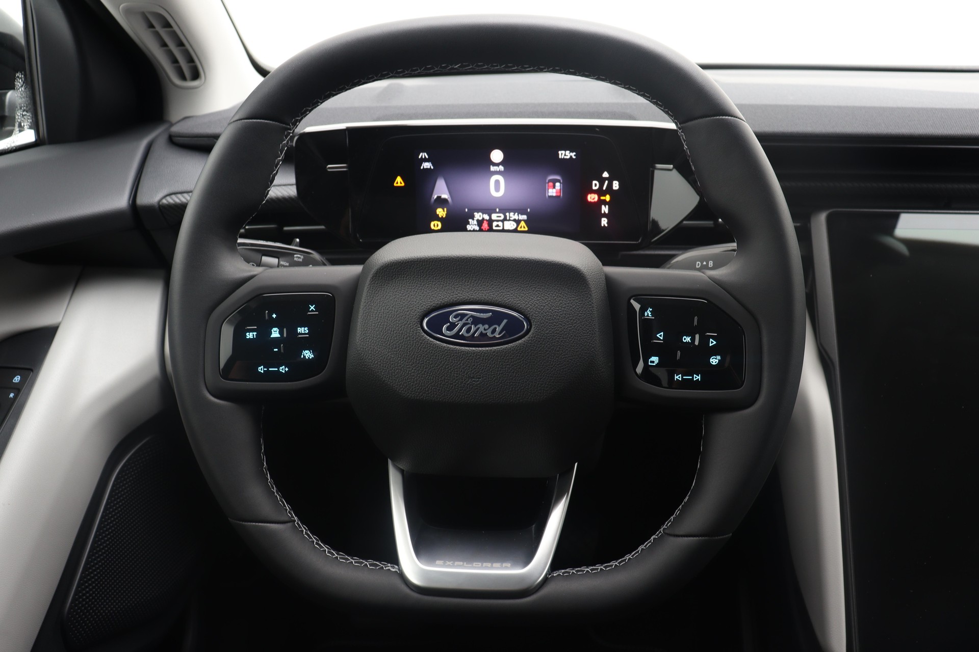 FORD Explorer Extended Range Premium AWD-image-6