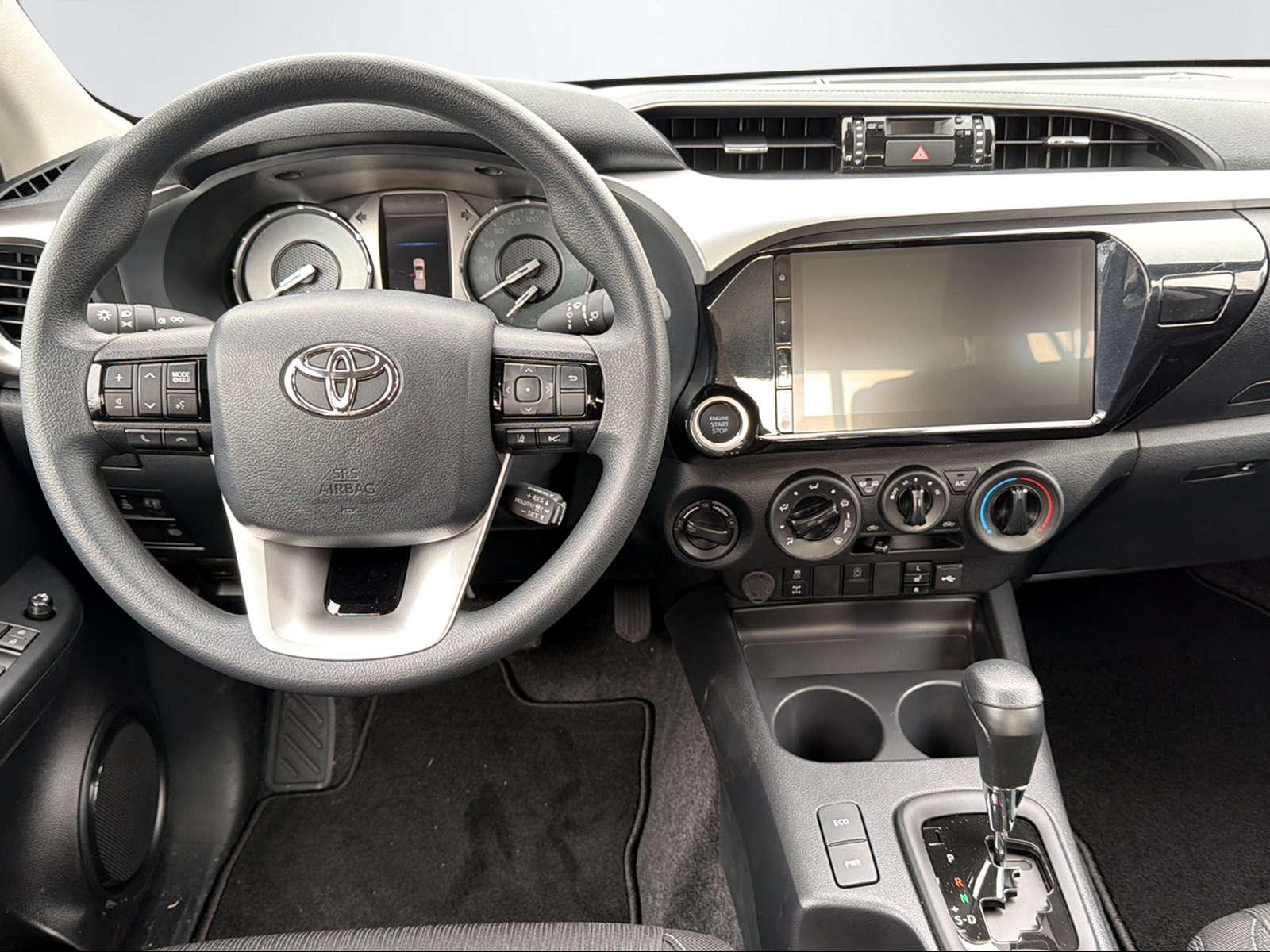 TOYOTA Hilux Double Cab.-Pick-up 2.4 D-4D 150 Comfort-image-5