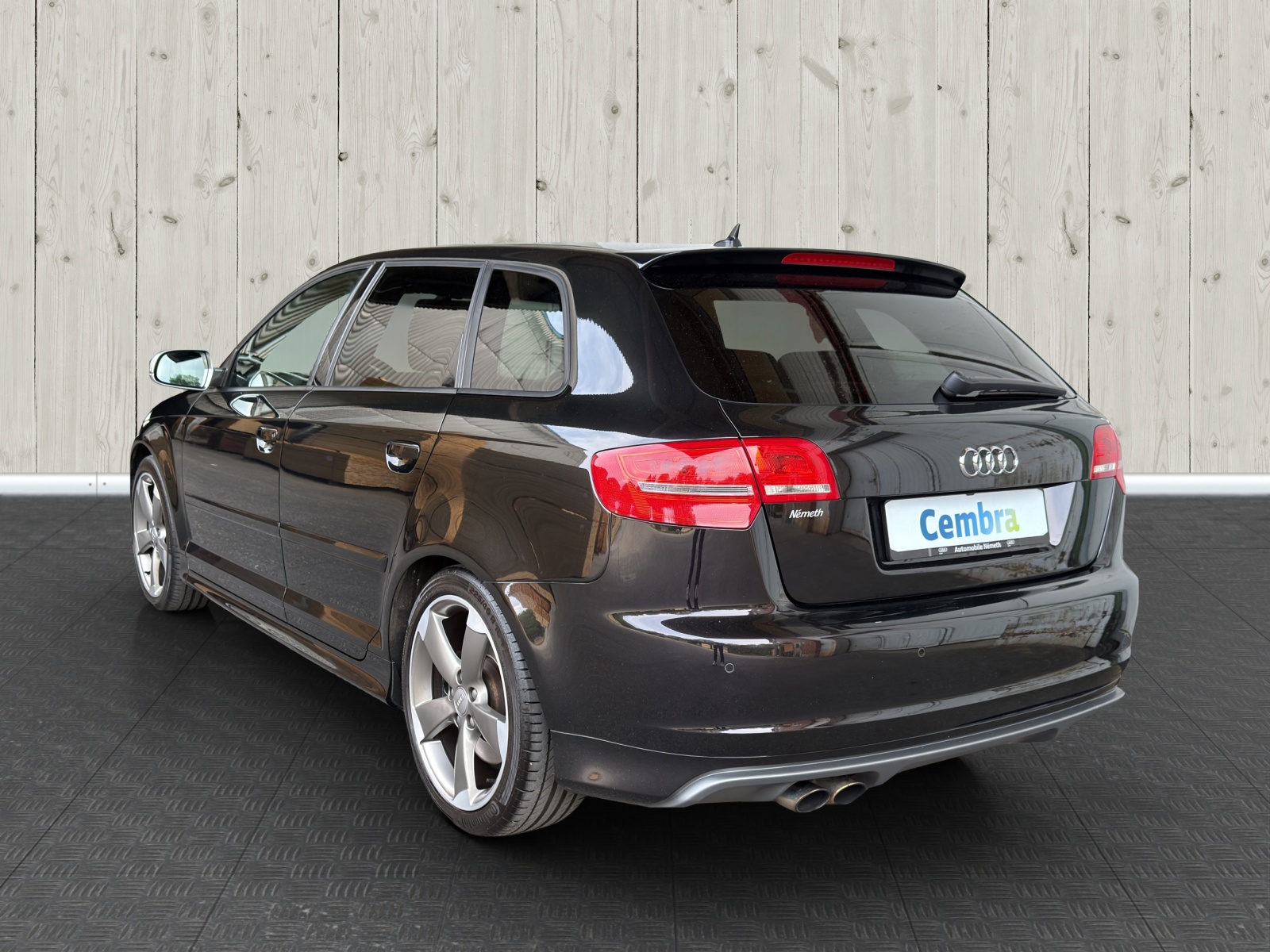 AUDI S3 Sportback 2.0 TFSI quattro S-tronic-image-4