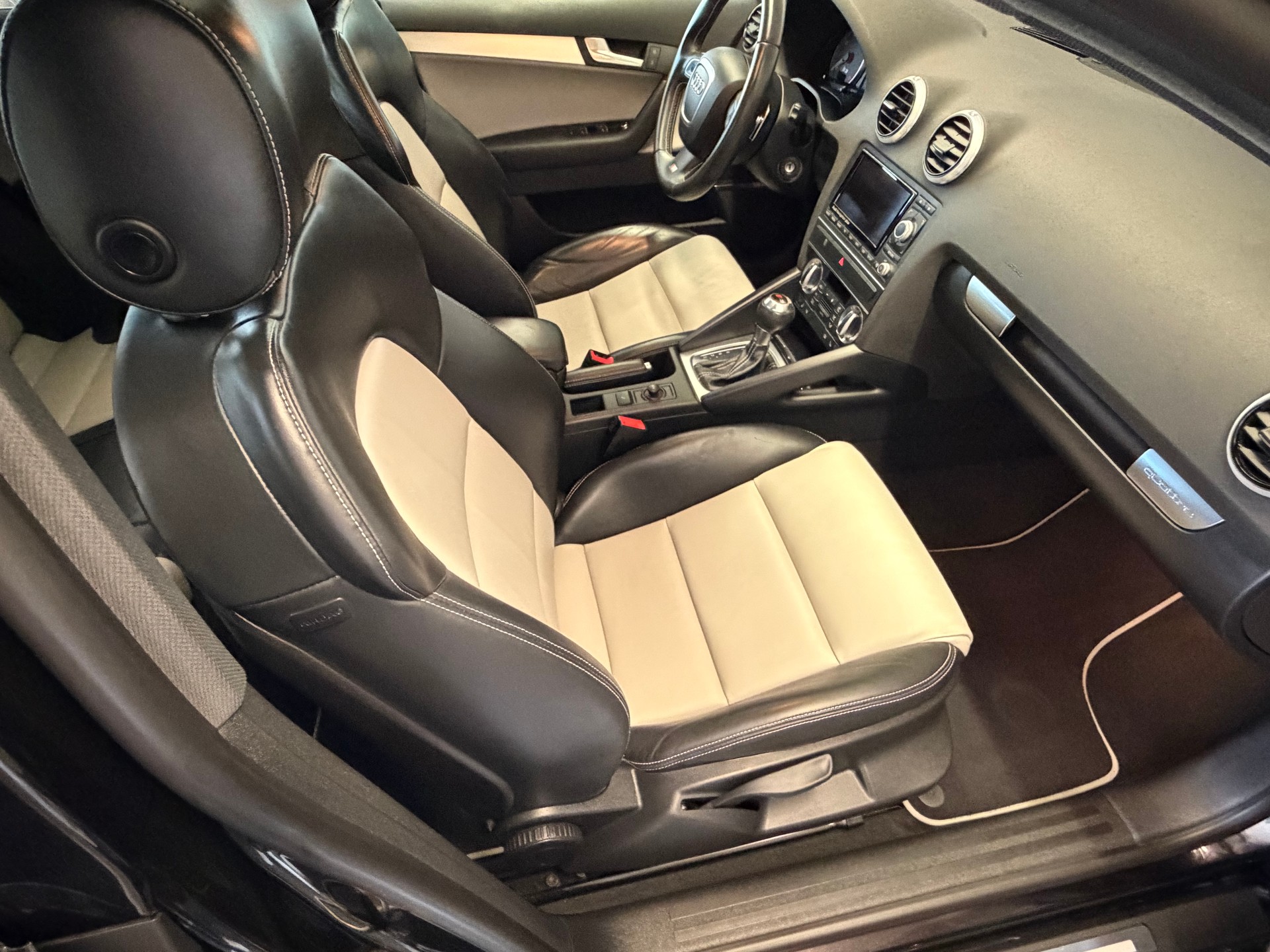 AUDI S3 Sportback 2.0 TFSI quattro S-tronic-image-11