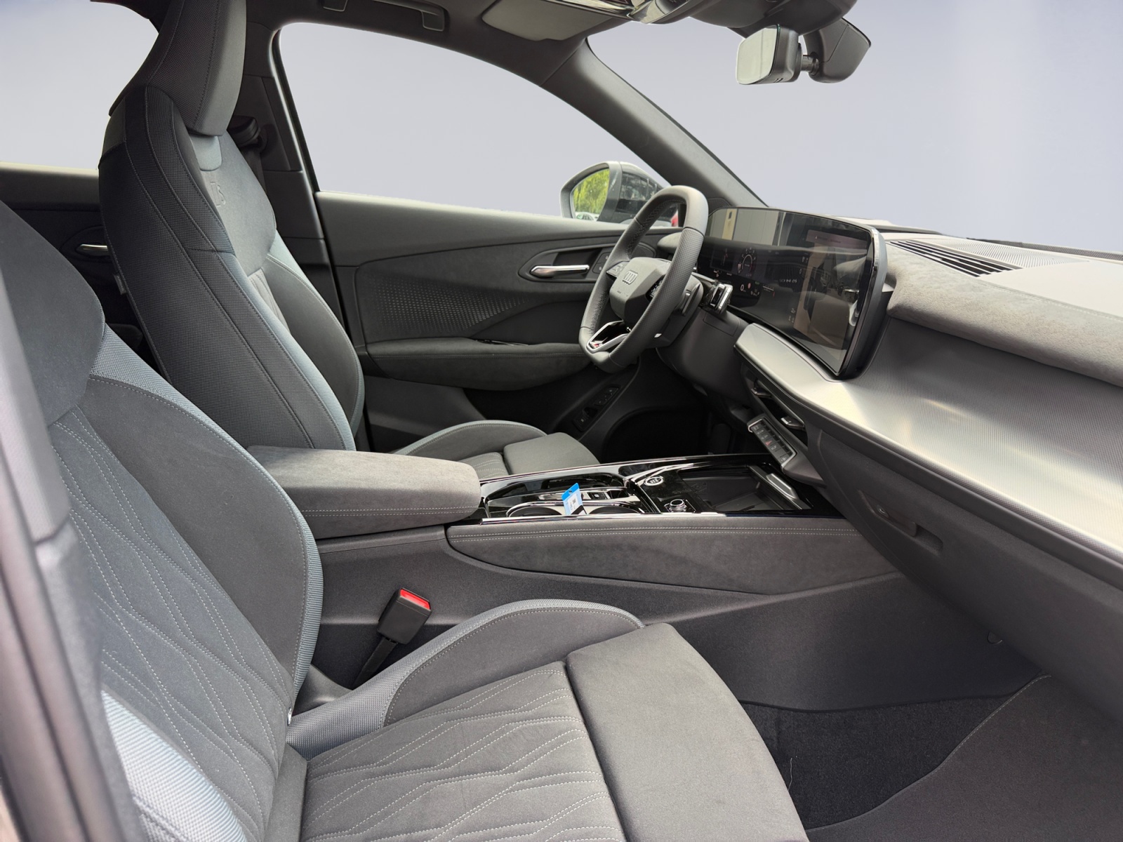 AUDI Q3 Sportback TFSI quattro 195 kW S tronic-image-14