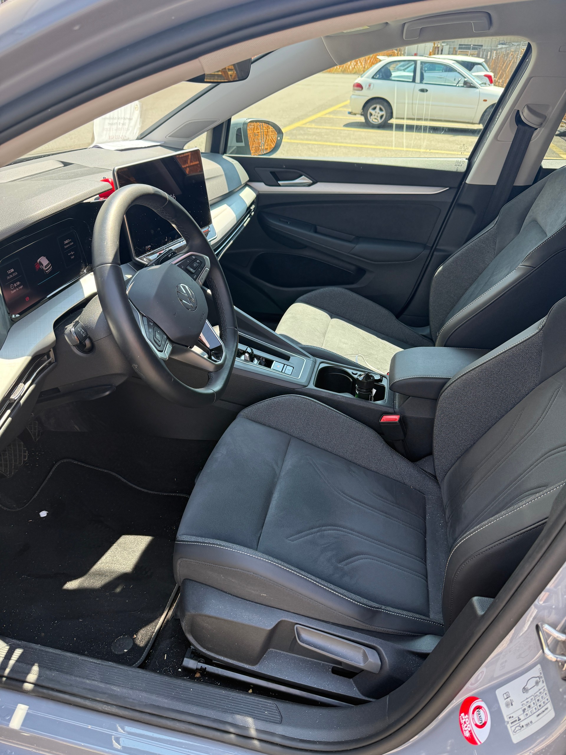 VW 1.5 eTSI United DSG-image-4