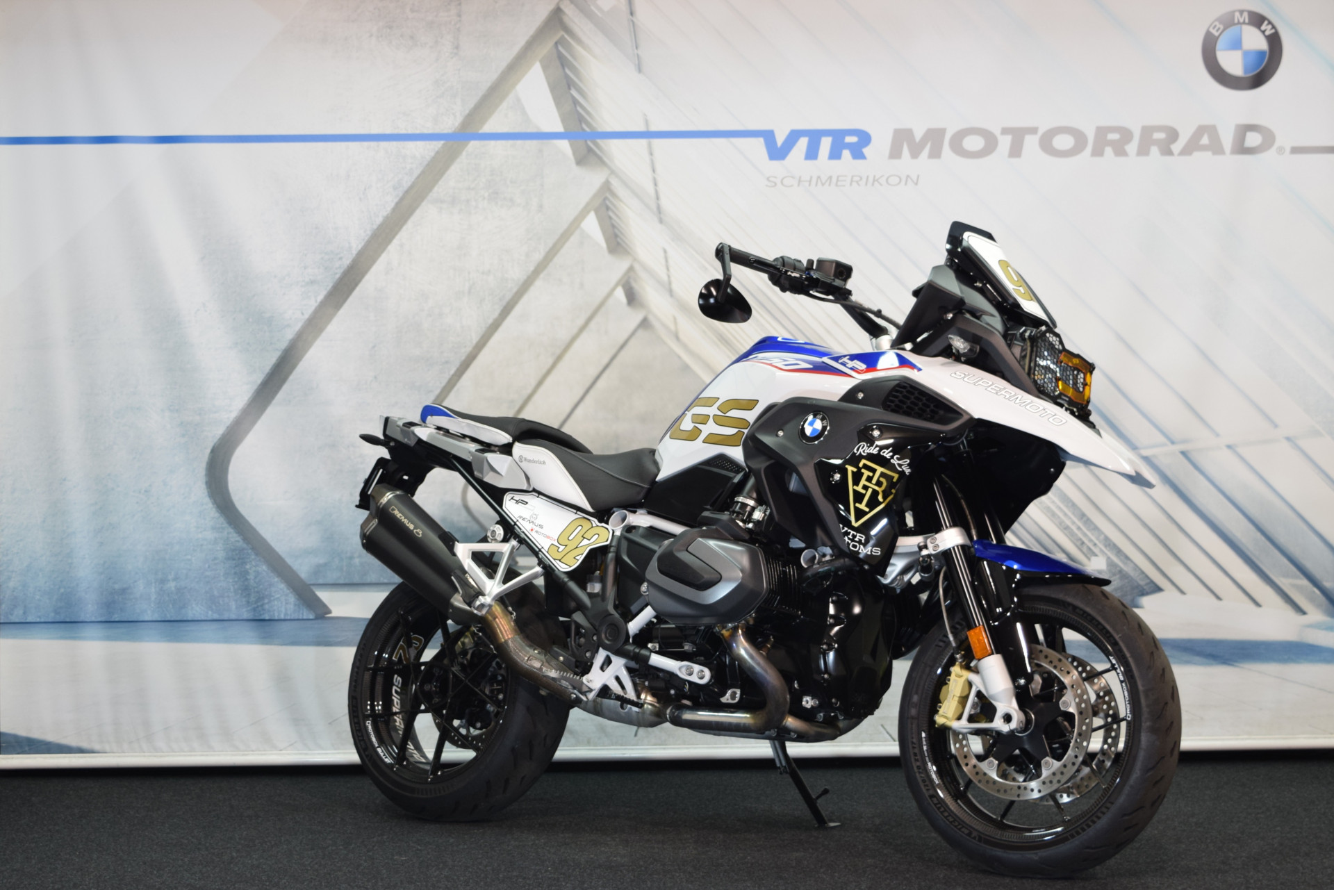 BMW R 1250 GS HP inkl. Rotobox Carbonräder & Remus