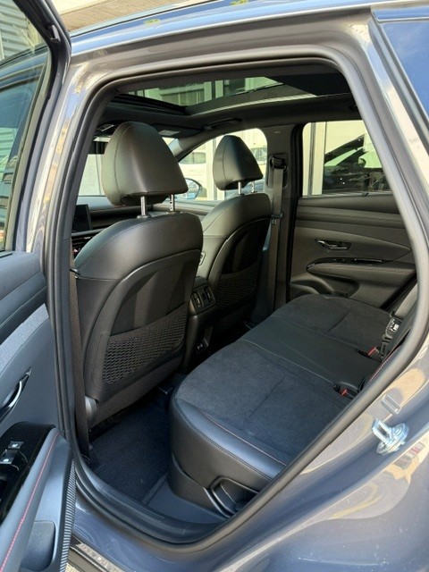 HYUNDAI Tucson 1.6 T-GDi HEV N-Line 4WD-image-15