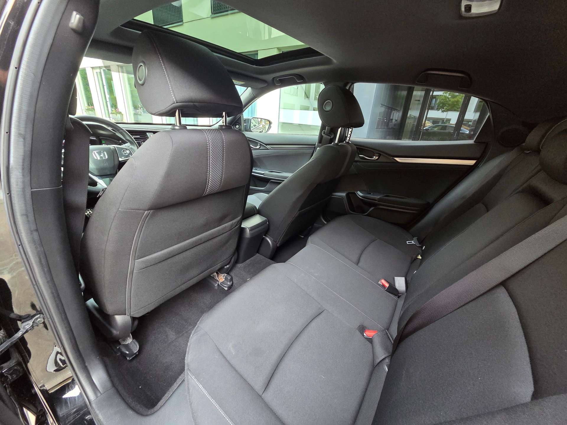 HONDA Civic 1.5 VTEC Sport Plus CVT-image-13
