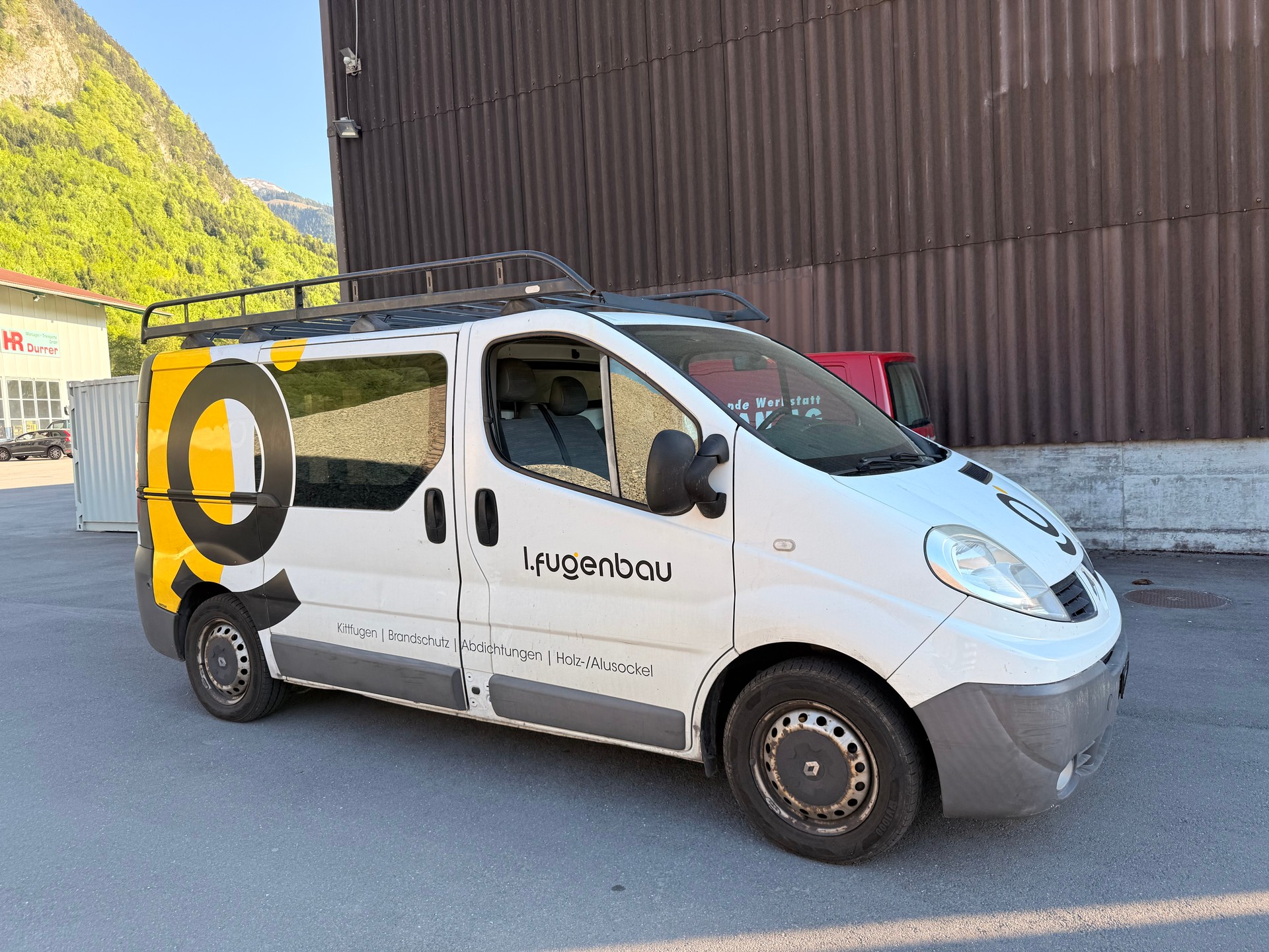 RENAULT Trafic 2.0 dCi 90 2.7t L1H1-image-3