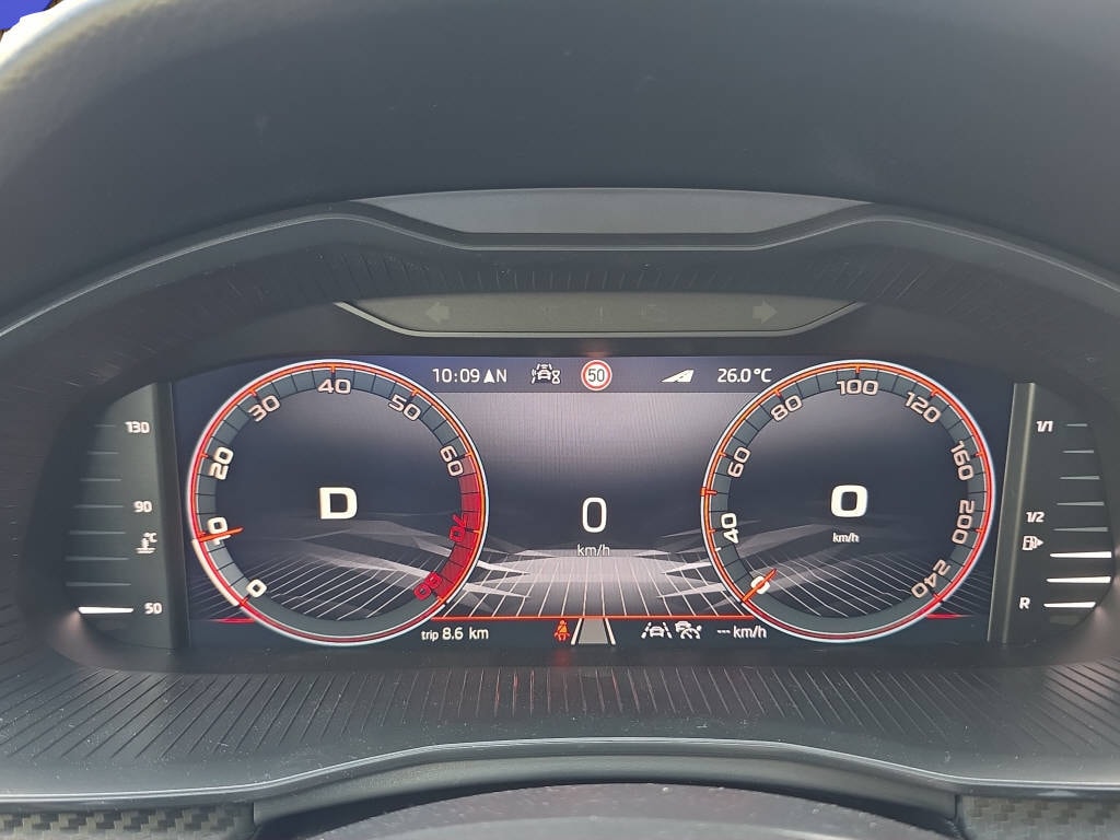 SKODA Kamiq 1.5 TSI Monte Carlo DSG-image-9