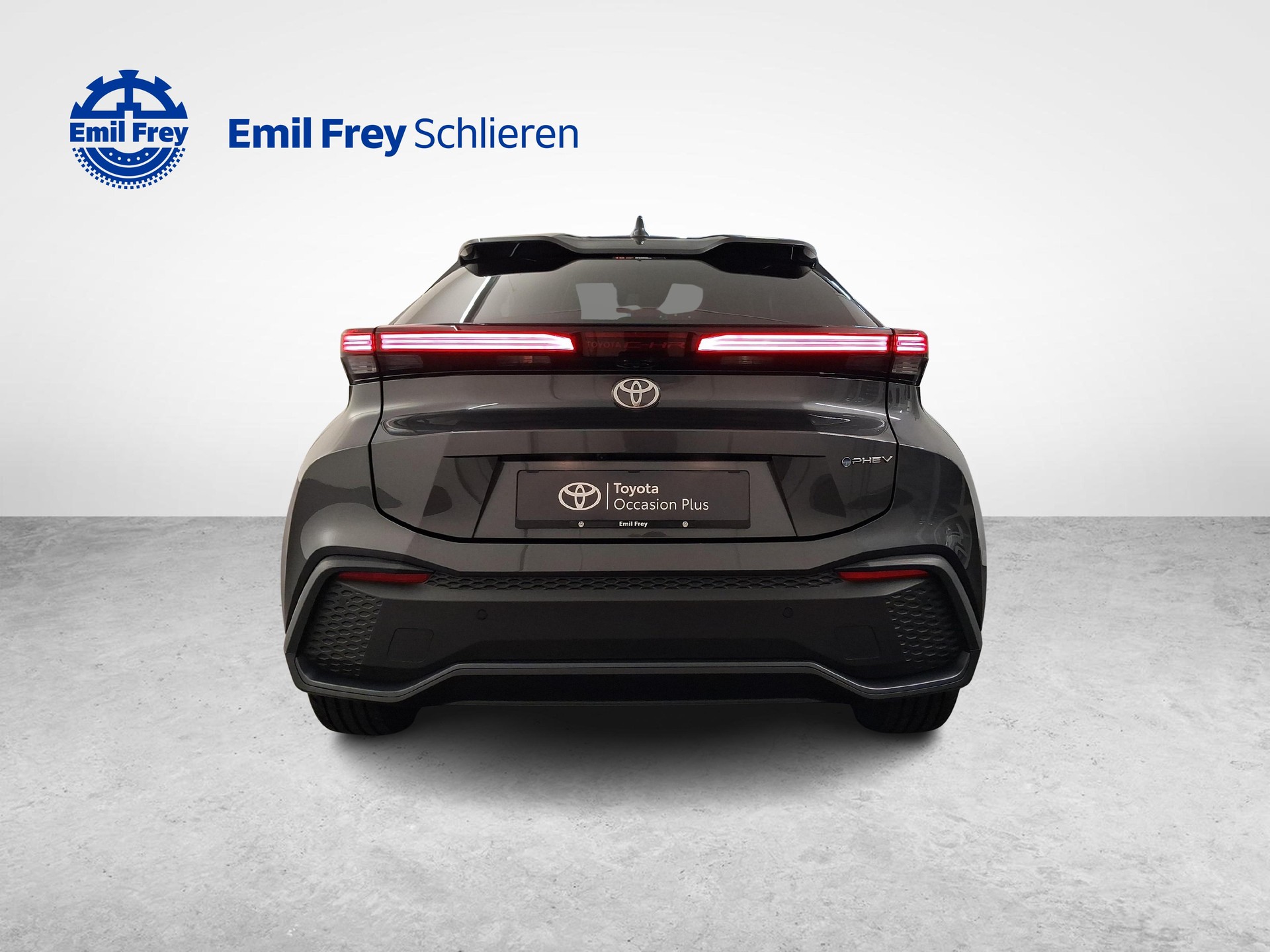 TOYOTA C-HR 2.0 PHEV Swiss Edition-image-3