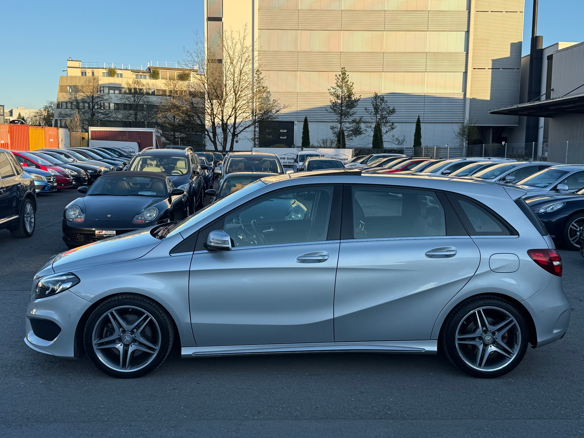 MERCEDES-BENZ B 220 CDI Swiss Star Edition AMG Line 4Matic / Frisch ab MFK / Rückfahrkamera / Panoramadach-image-6